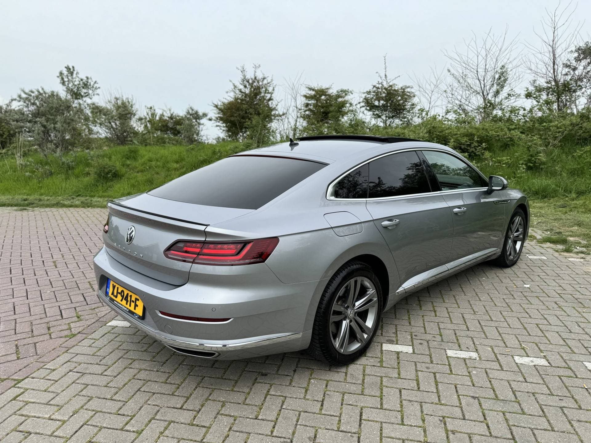 Volkswagen Arteon thumbnail 4
