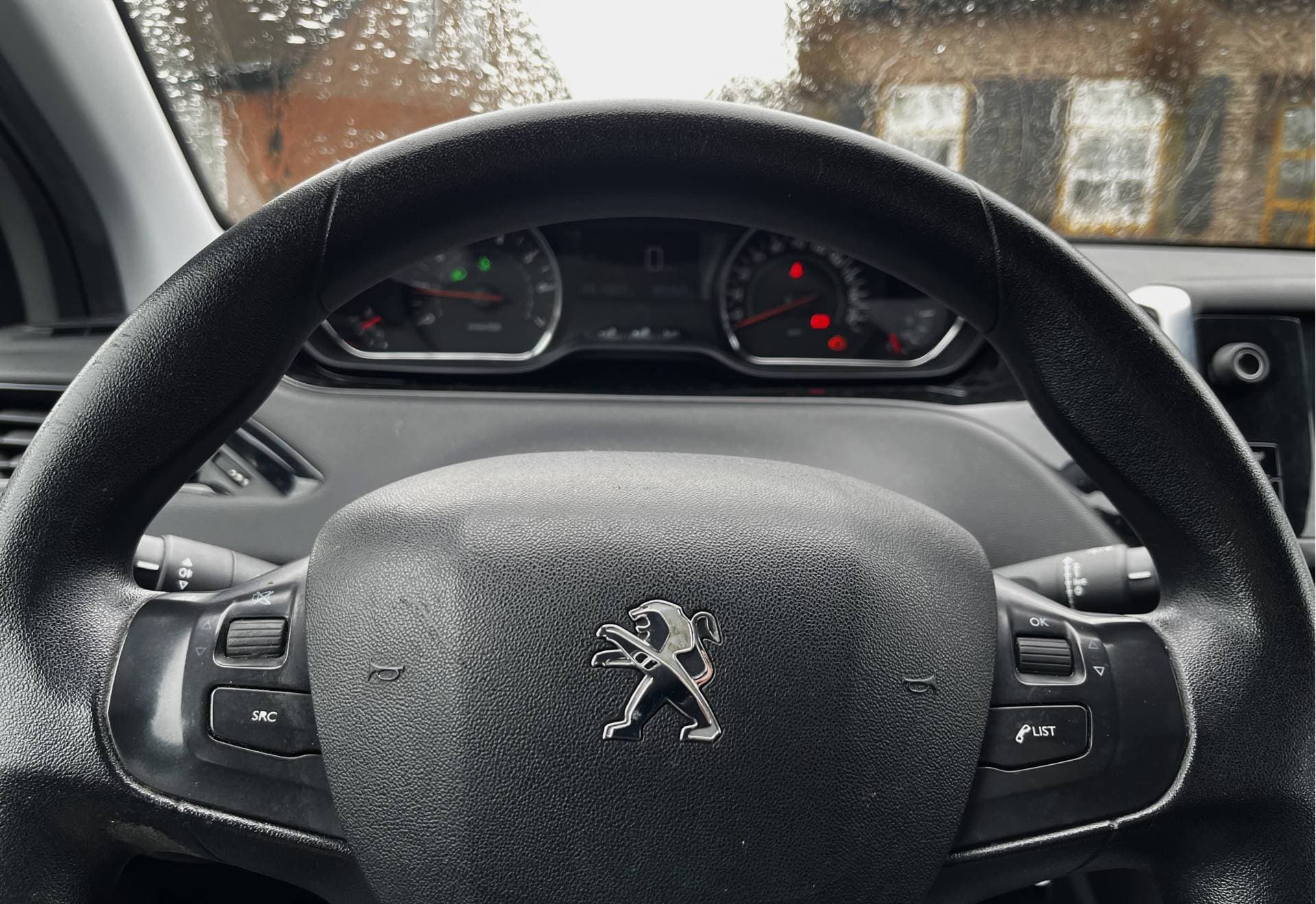 Peugeot 208 thumbnail 11