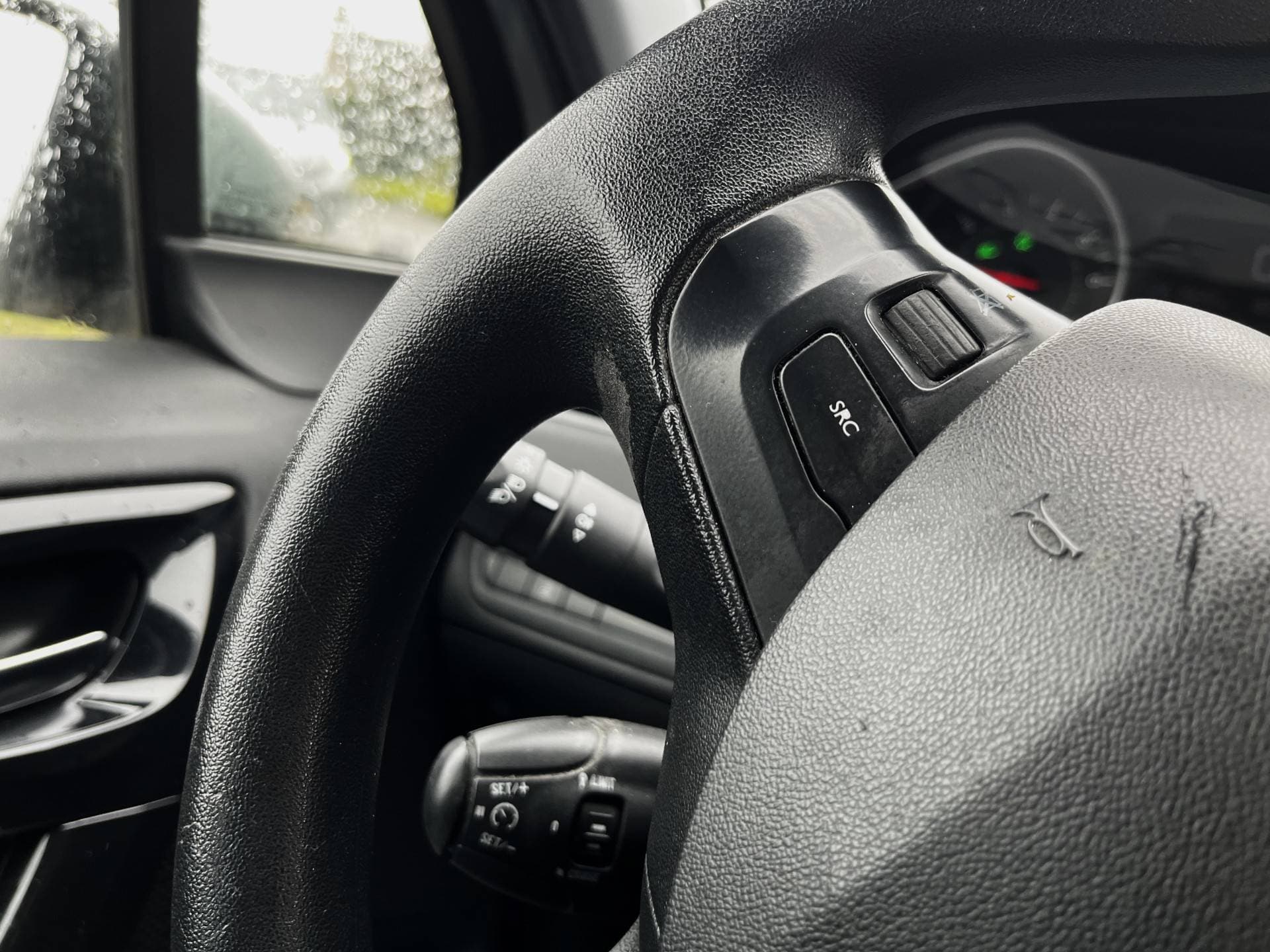 Peugeot 208 thumbnail 12