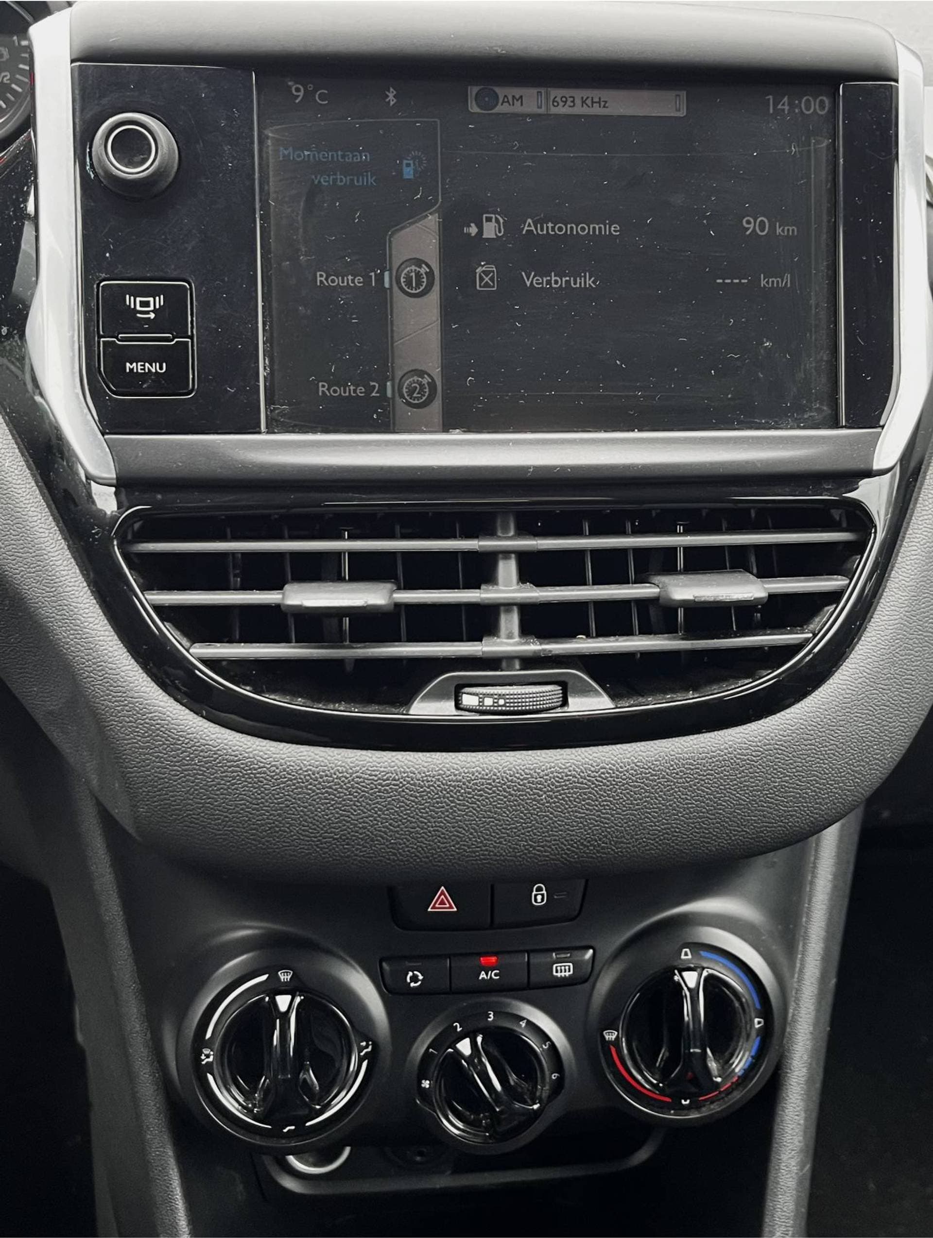 Peugeot 208 thumbnail 14