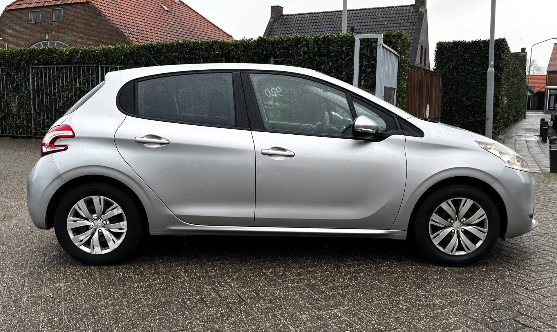 Peugeot 208 thumbnail 7