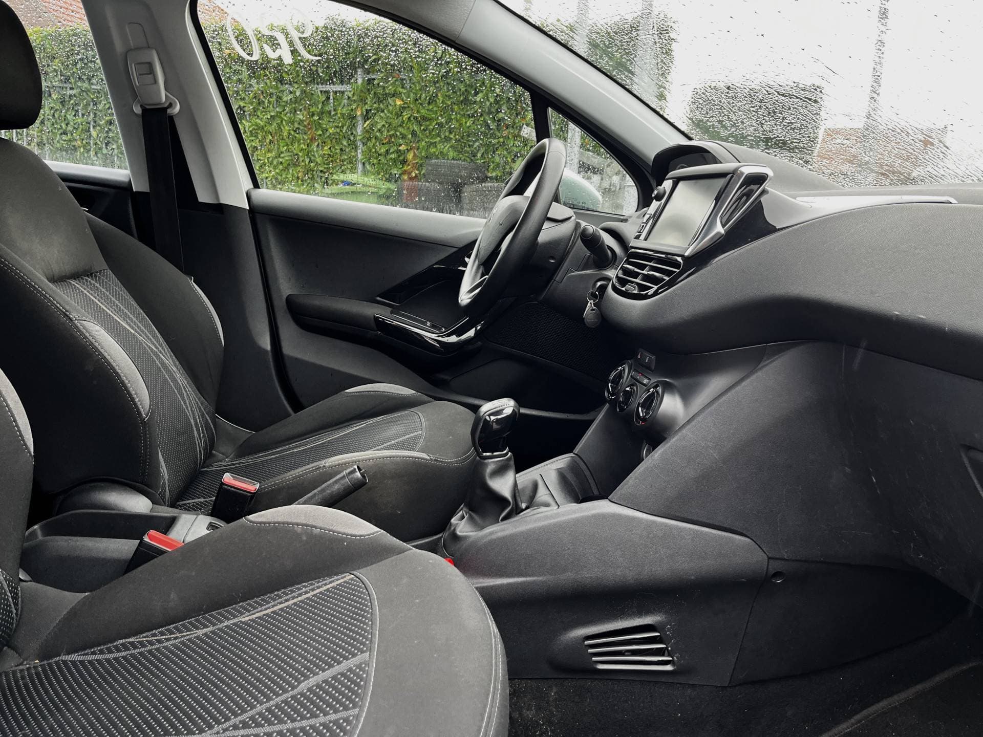 Peugeot 208 thumbnail 8