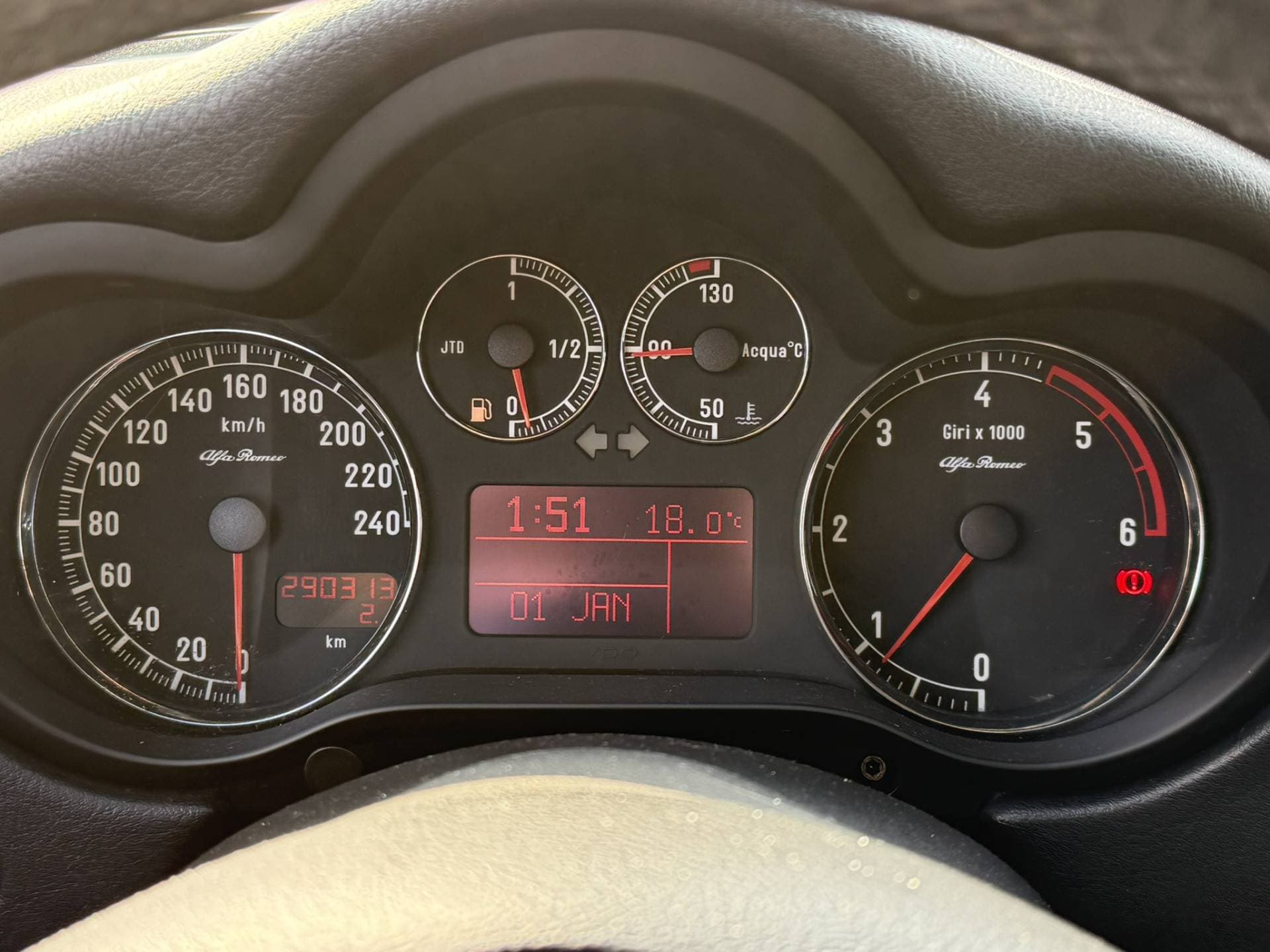 Alfa Romeo 147 thumbnail 12