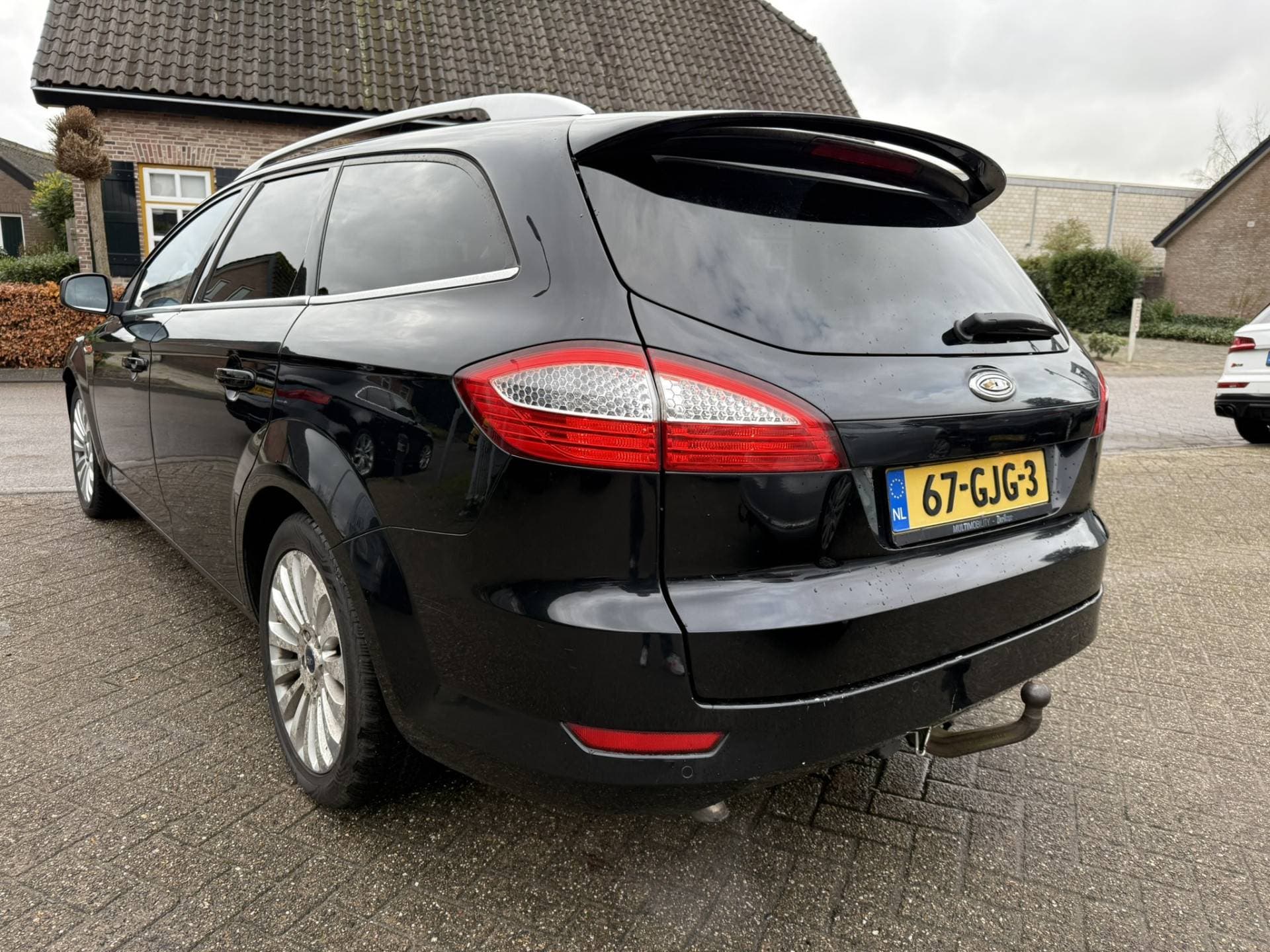 Ford Mondeo thumbnail 6