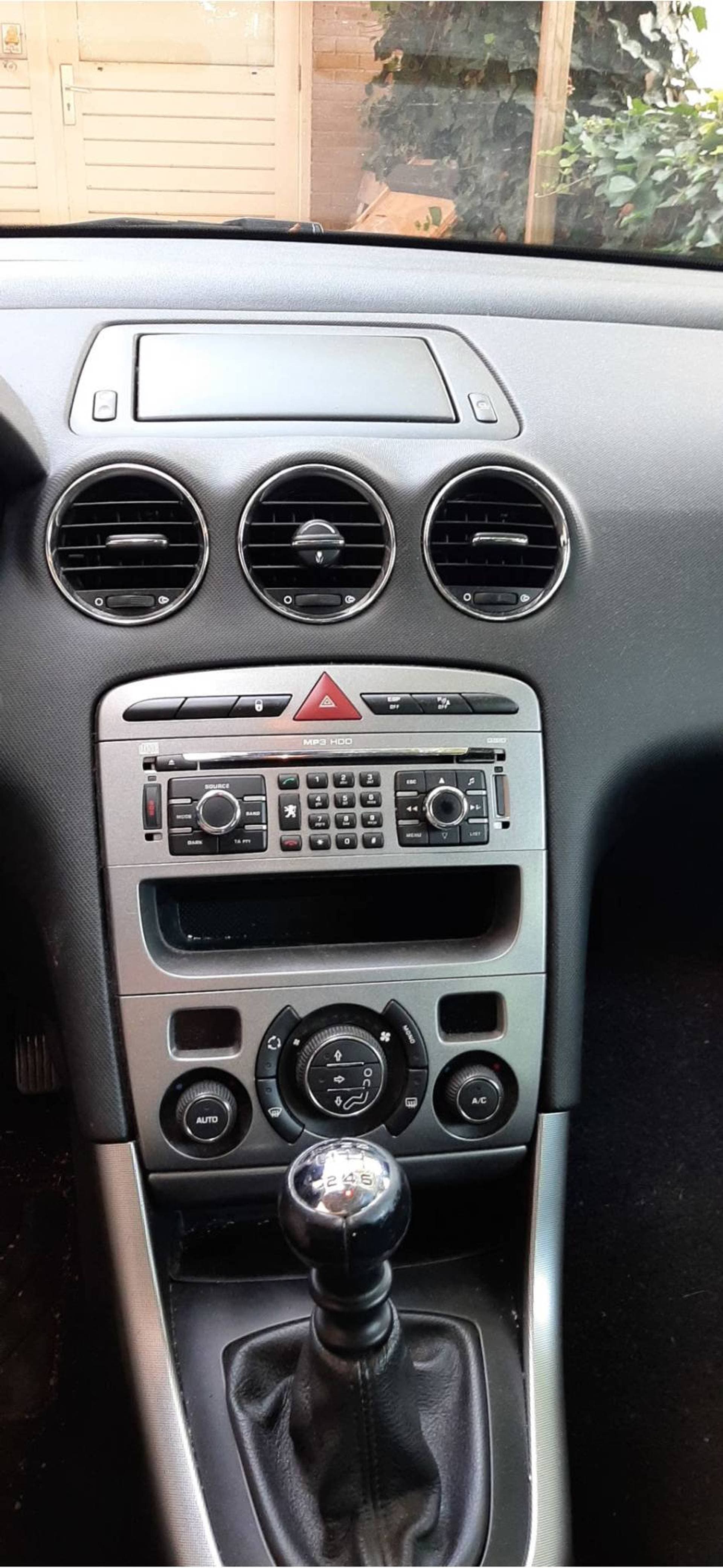 Peugeot 308 thumbnail 4