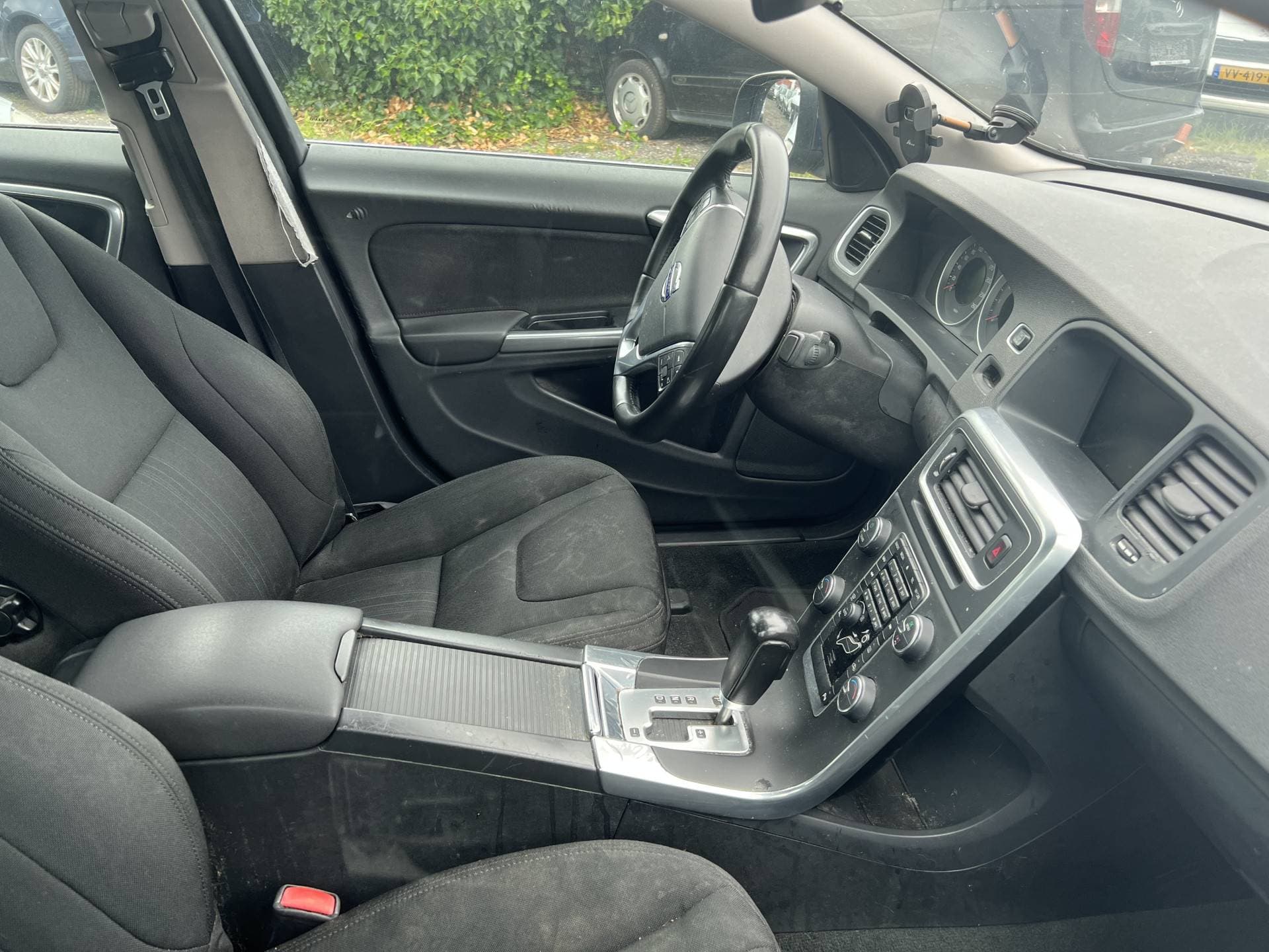 Volvo S60 thumbnail 4