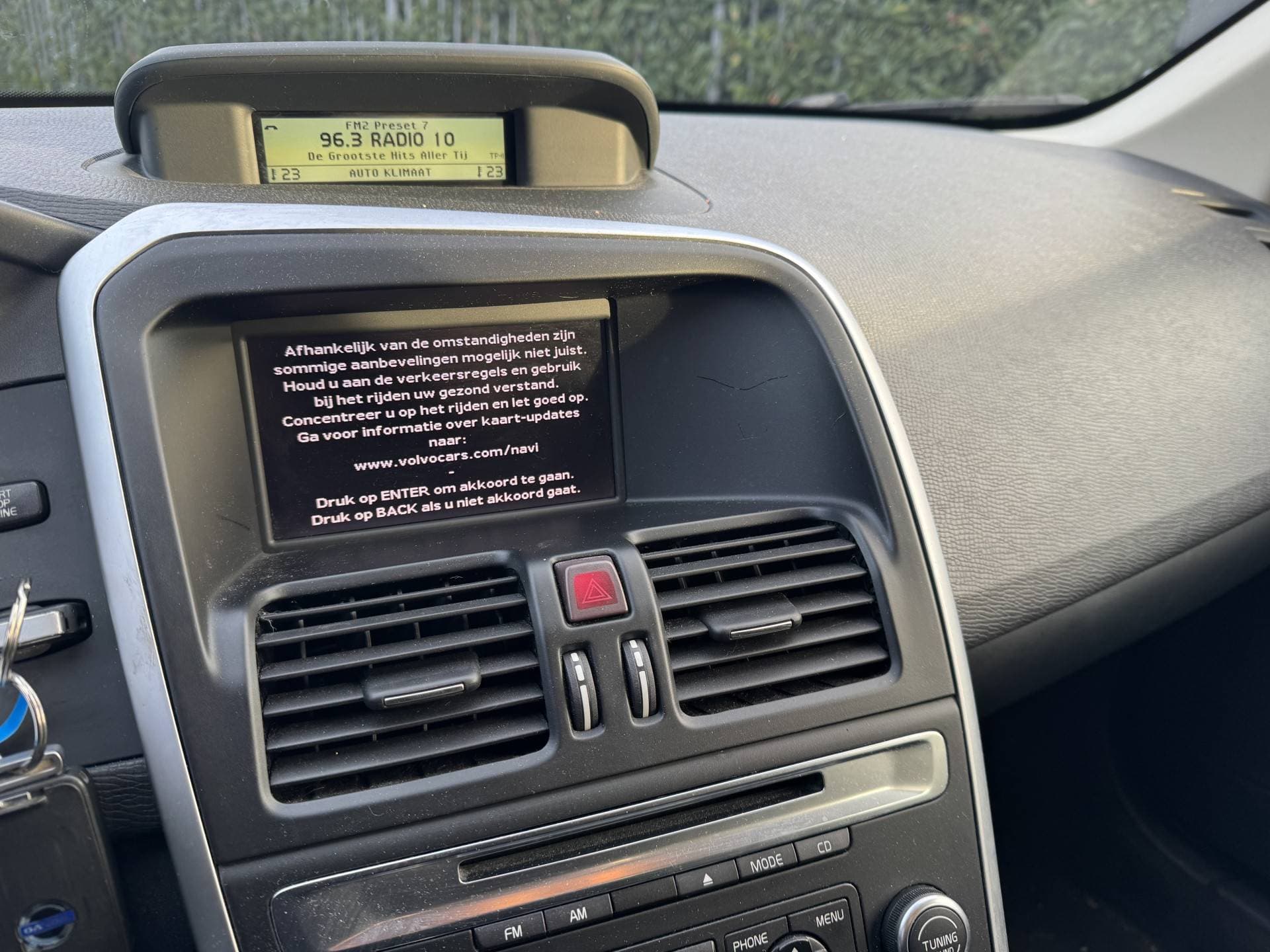 Volvo XC60 2.4D thumbnail 11