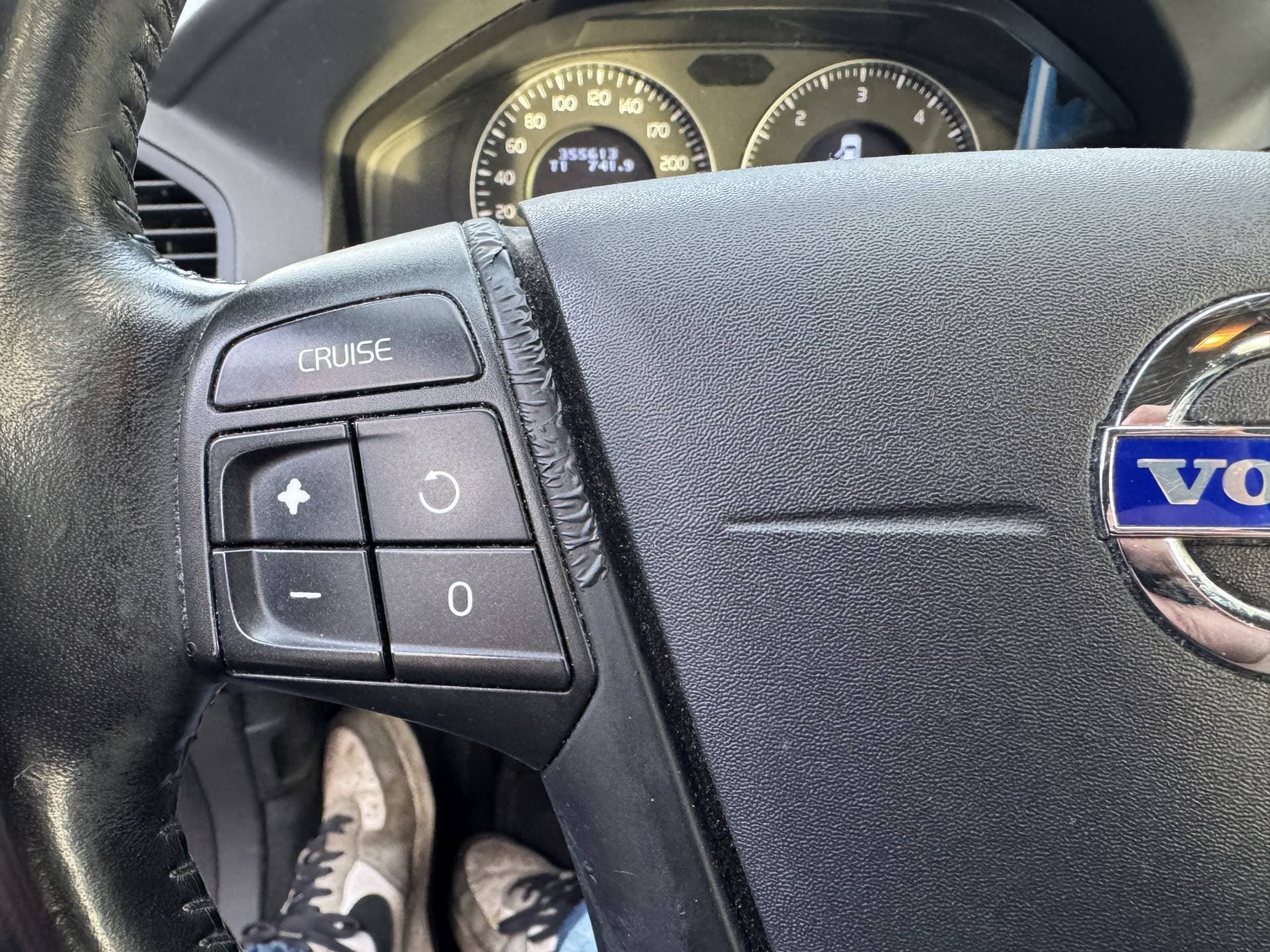 Volvo XC60 2.4D thumbnail 13