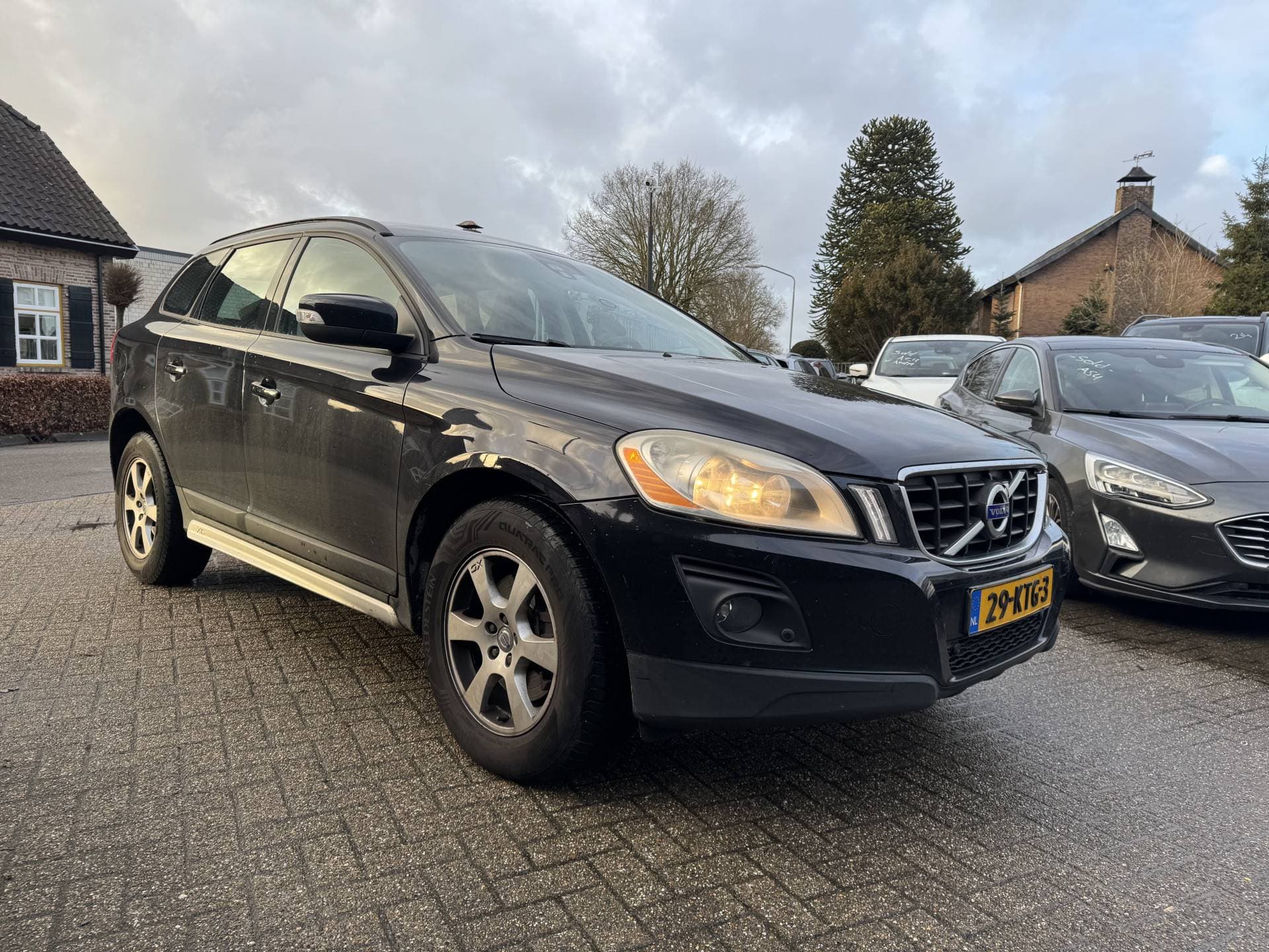 Volvo XC60 2.4D thumbnail 7