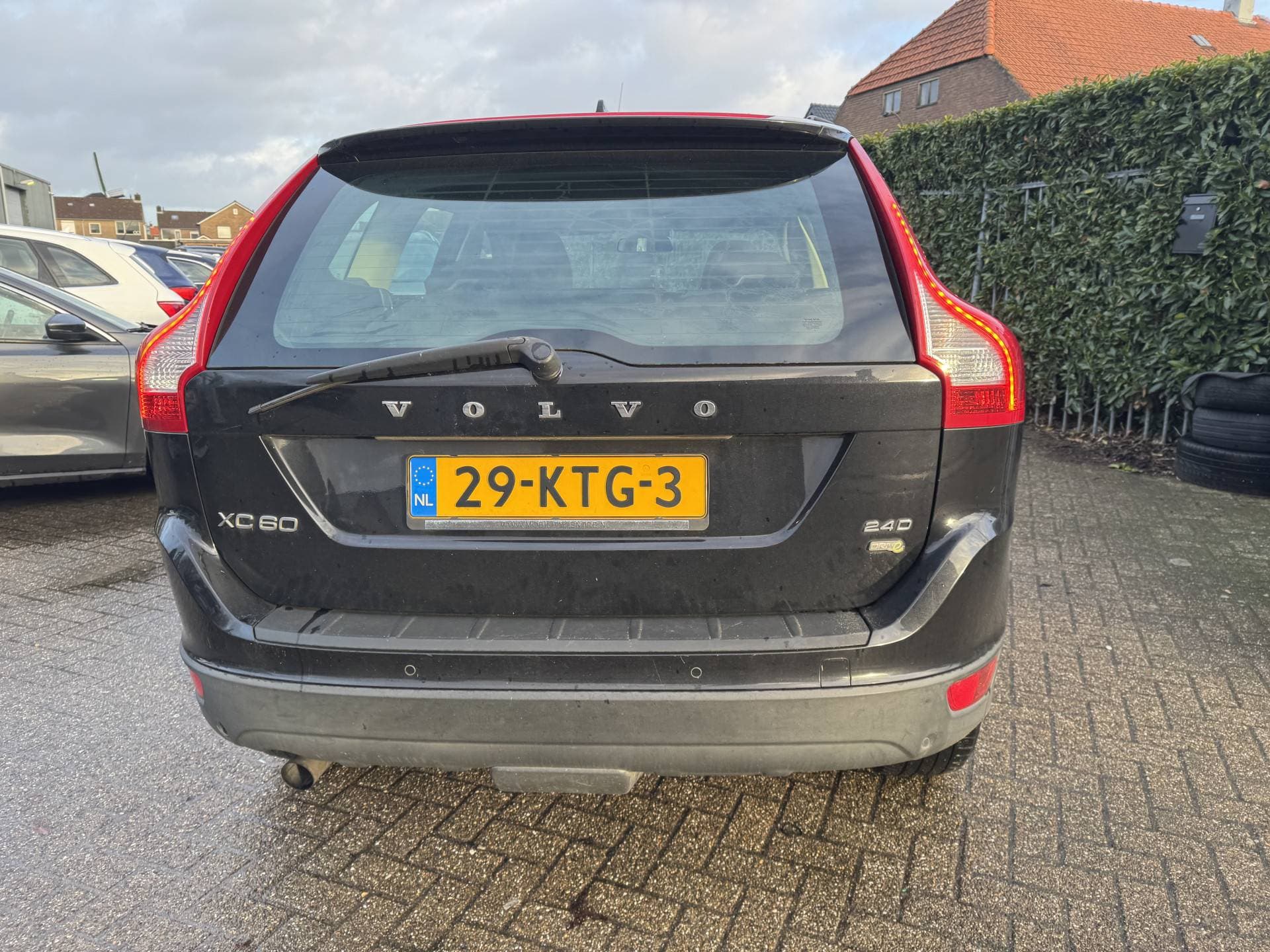 Volvo XC60 2.4D thumbnail 8