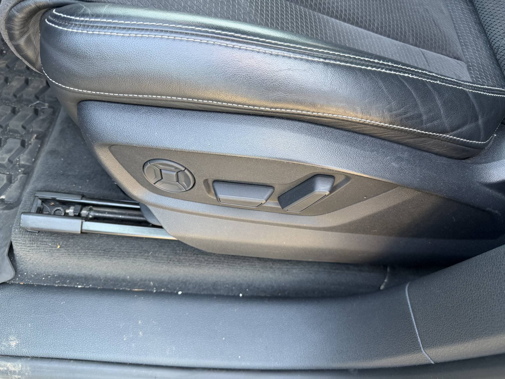 Audi Q8 thumbnail 15