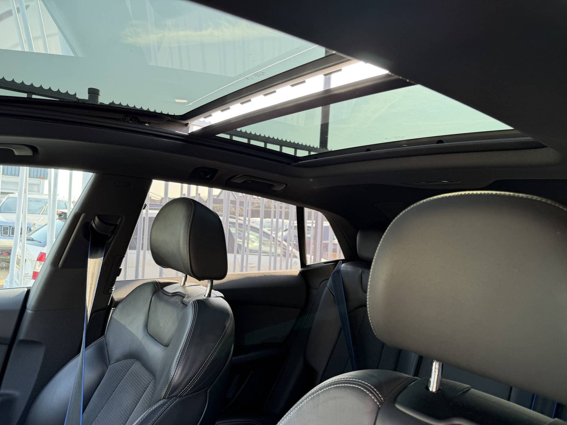 Audi Q8 thumbnail 16