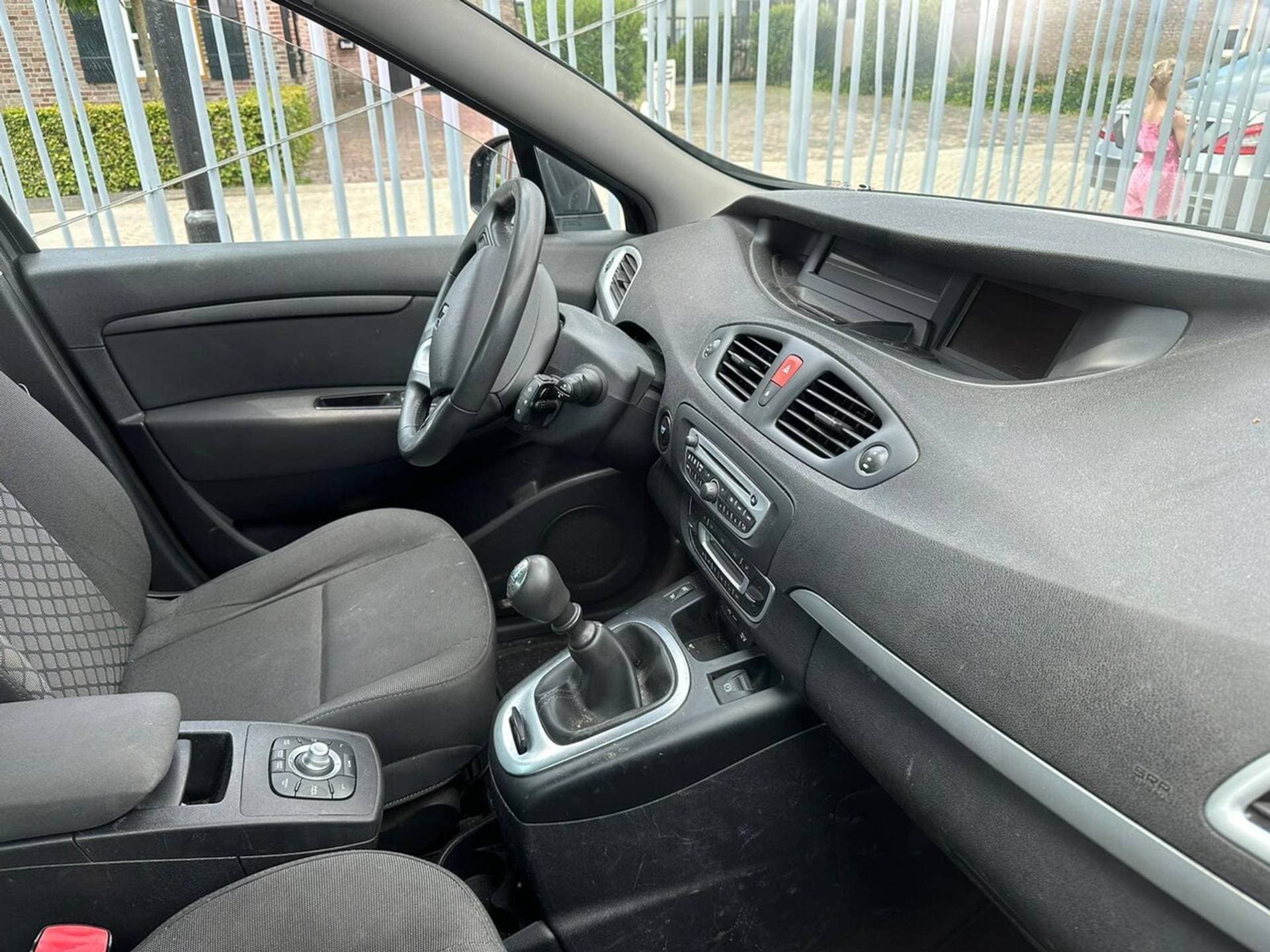 Renault Grand Scénic thumbnail 8