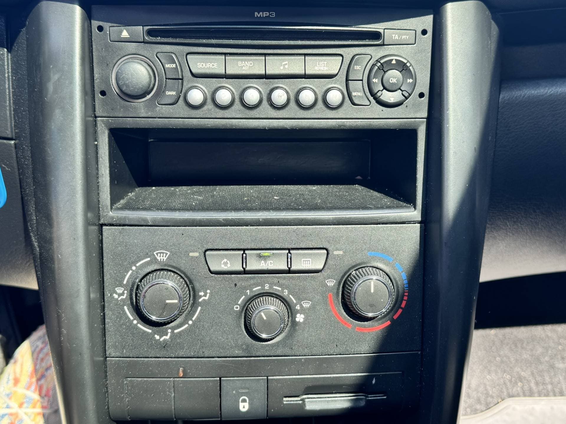 Peugeot 207 thumbnail 14