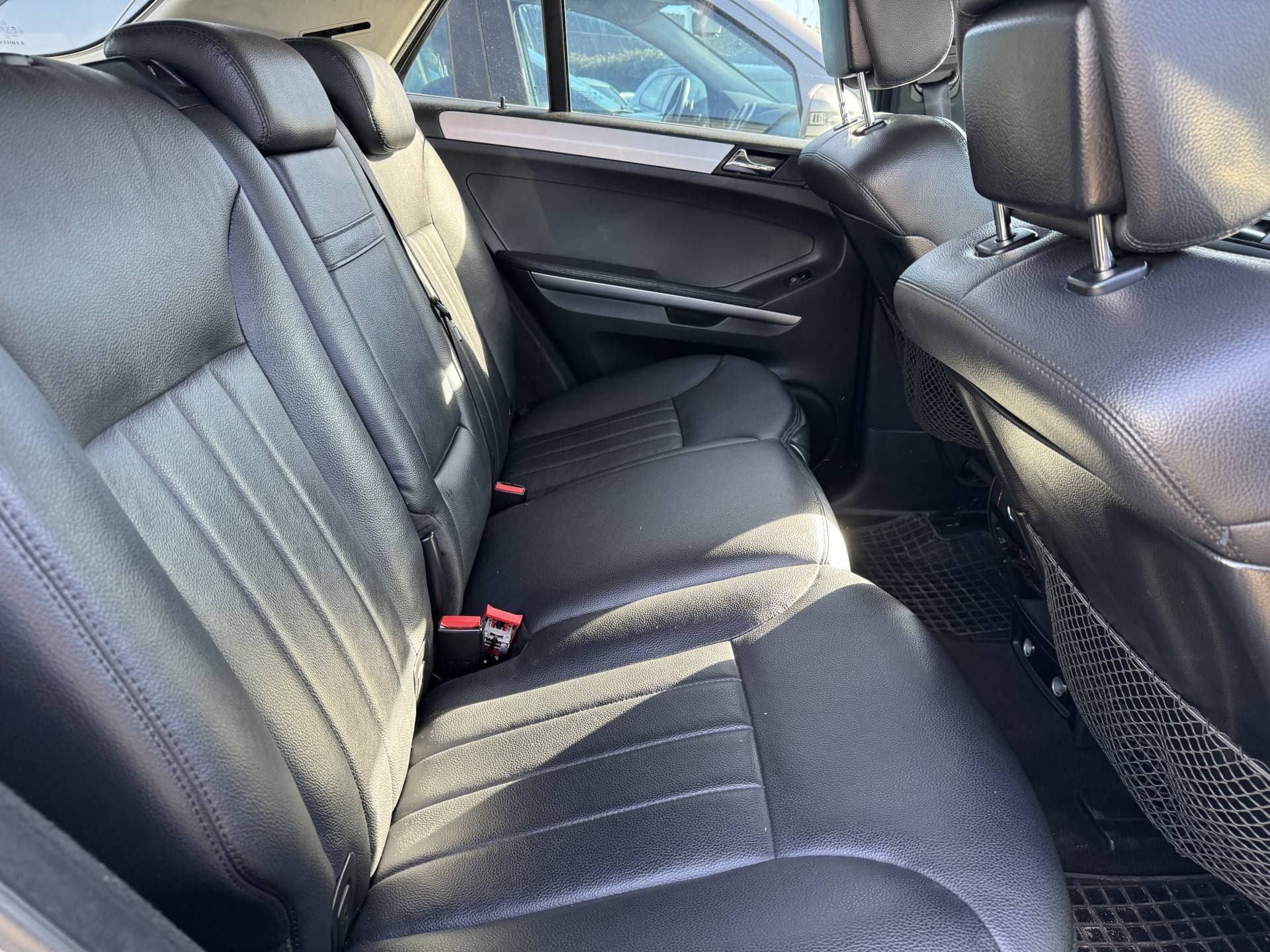 Mercedes-Benz M-Klasse 320 CDI thumbnail 3