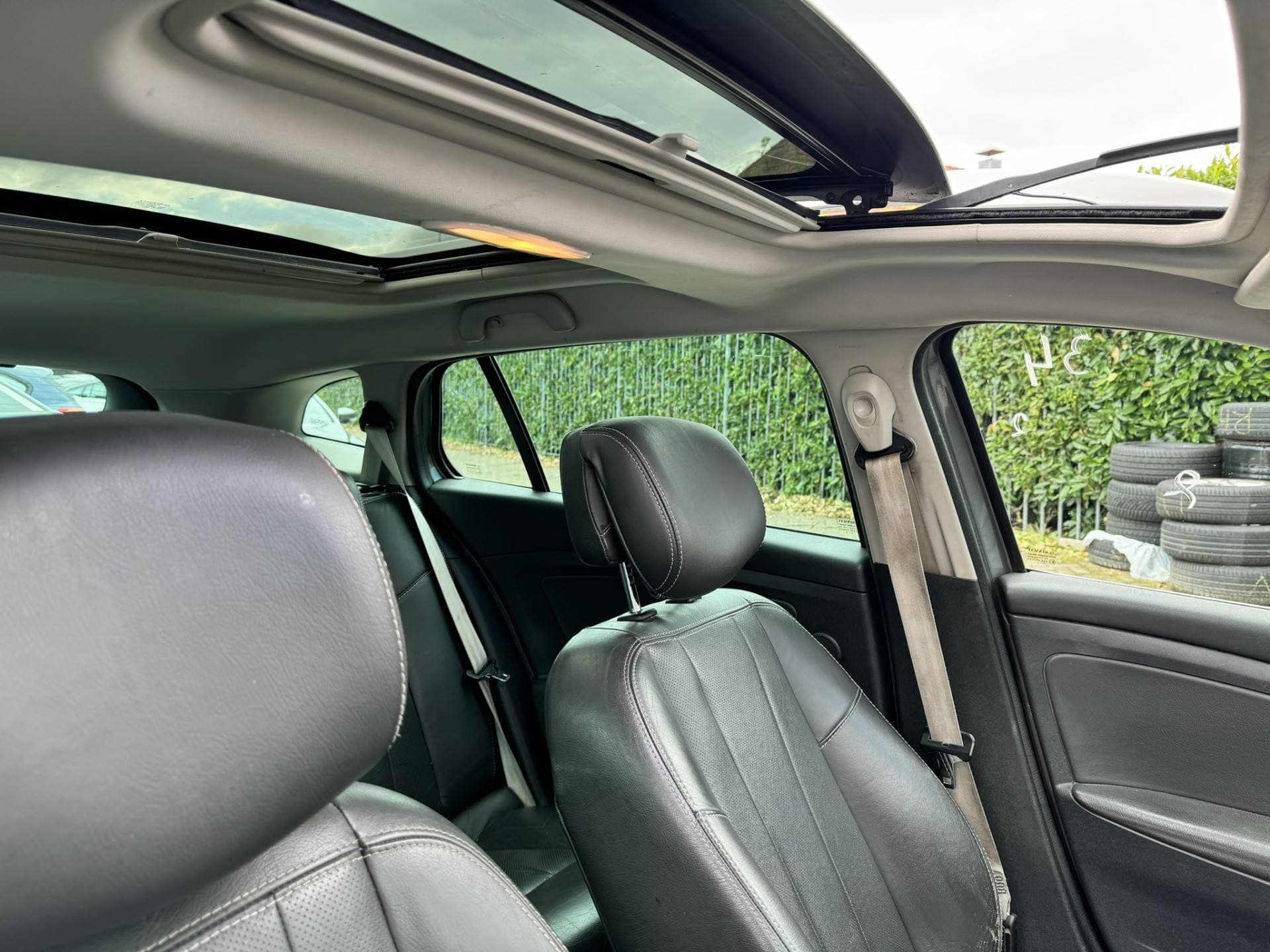 Renault Mégane Estate thumbnail 10