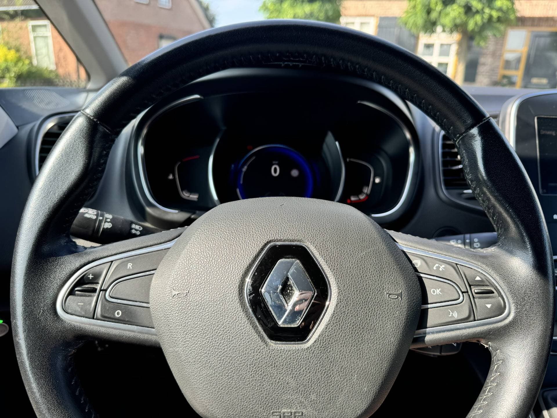 Renault Scénic thumbnail 19