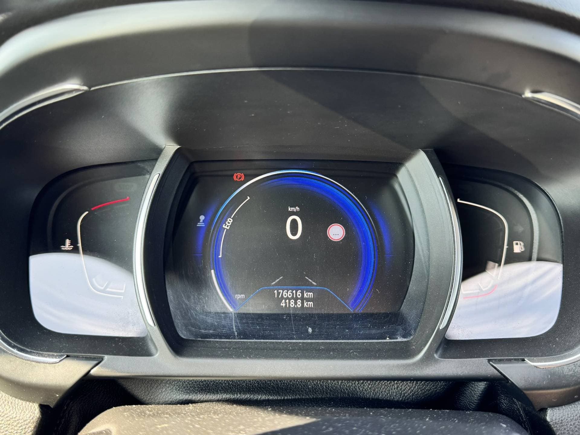 Renault Scénic thumbnail 20