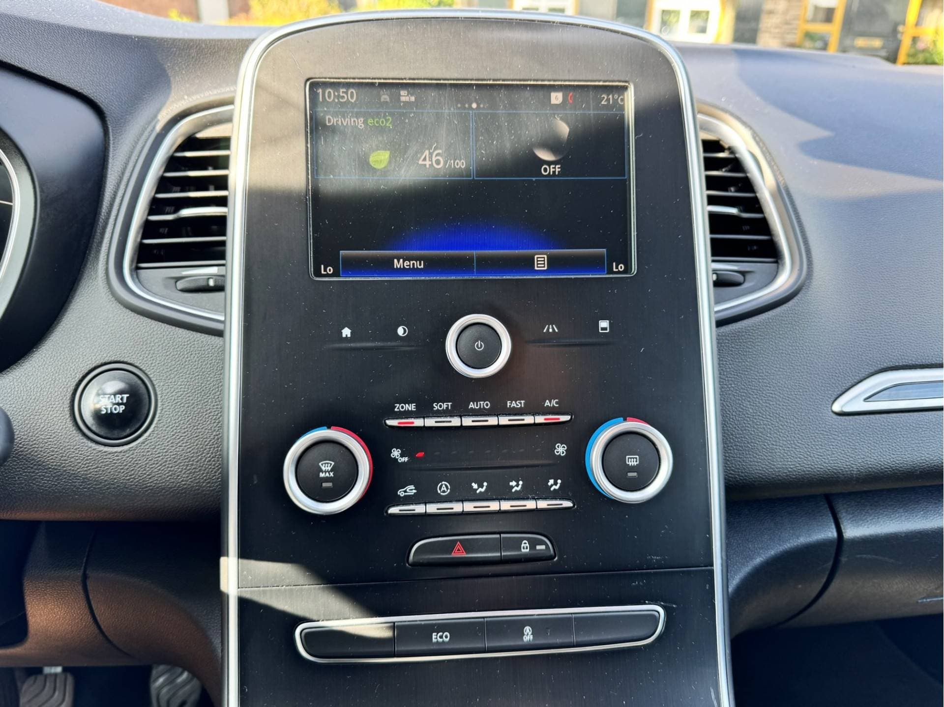 Renault Scénic thumbnail 21