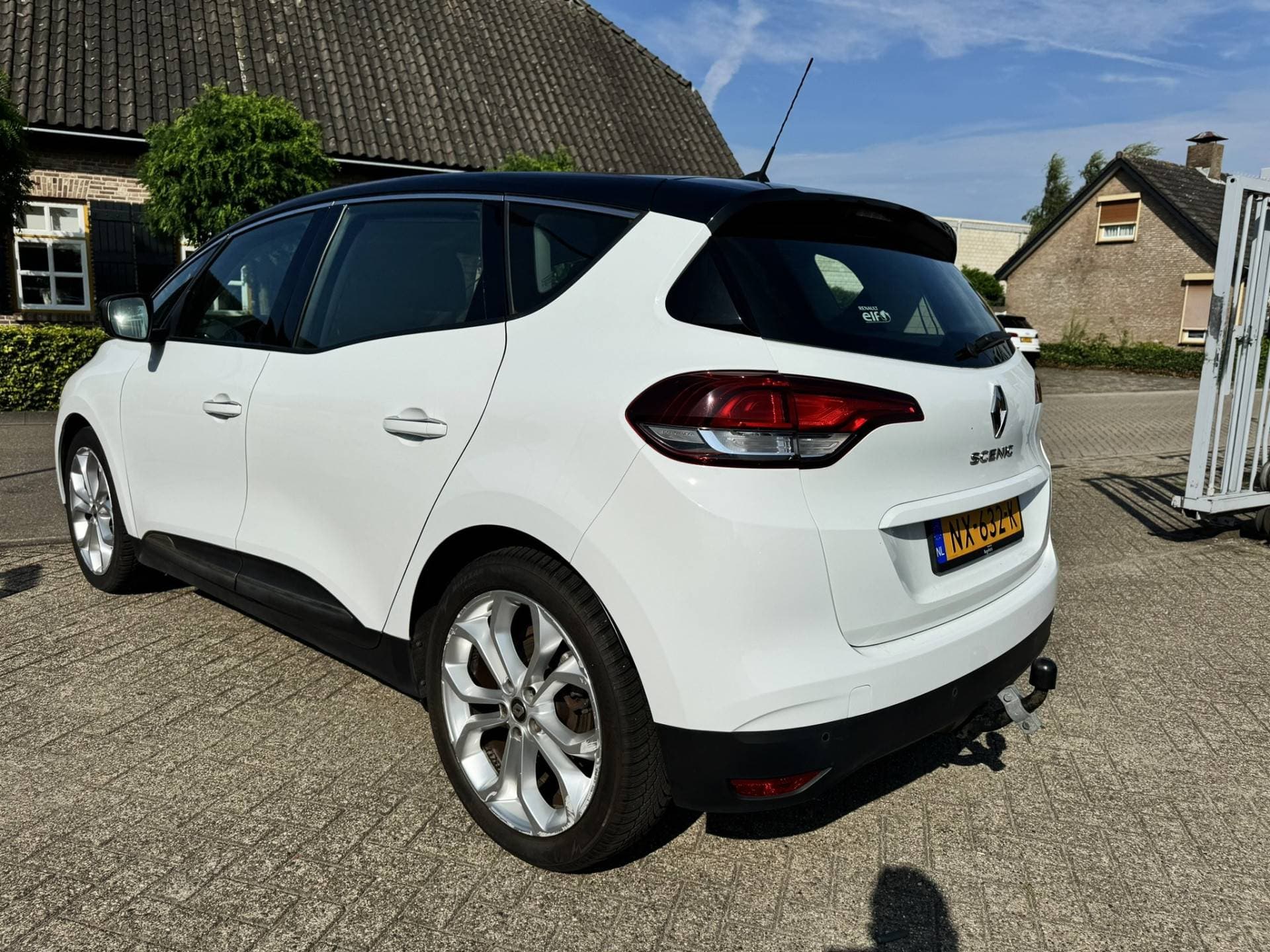 Renault Scénic thumbnail 6