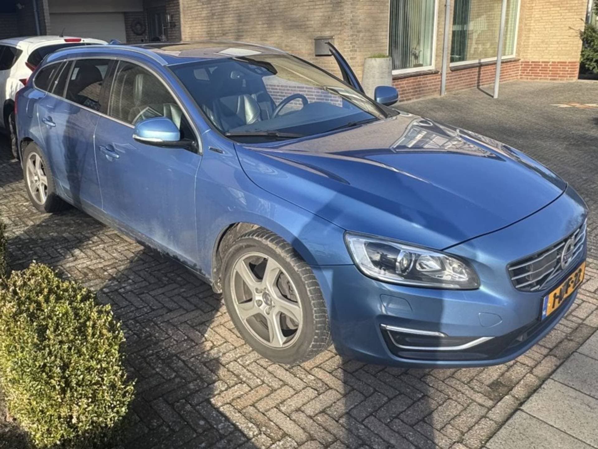 Volvo V60 thumbnail 3