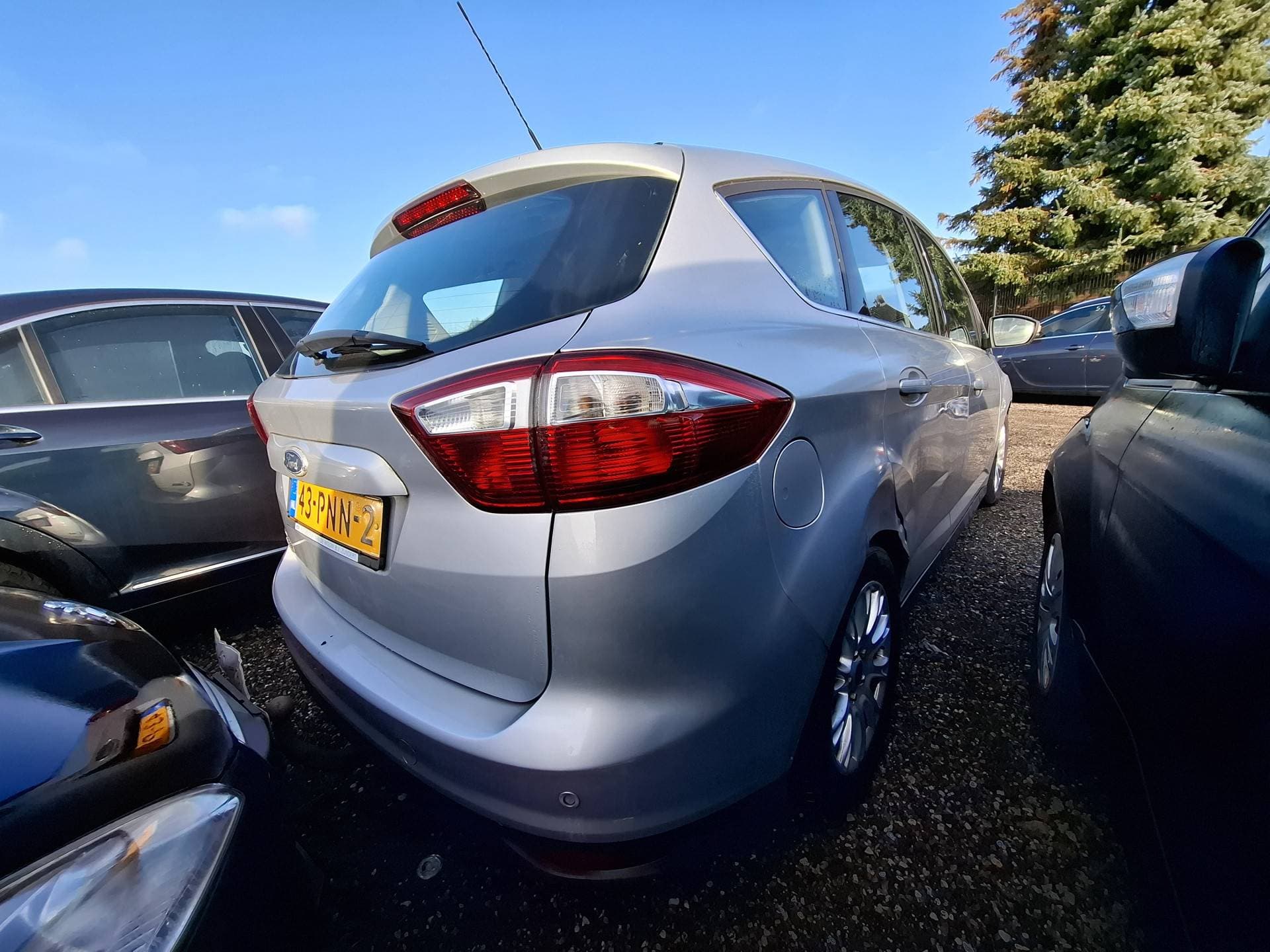 Ford C-MAX thumbnail 8