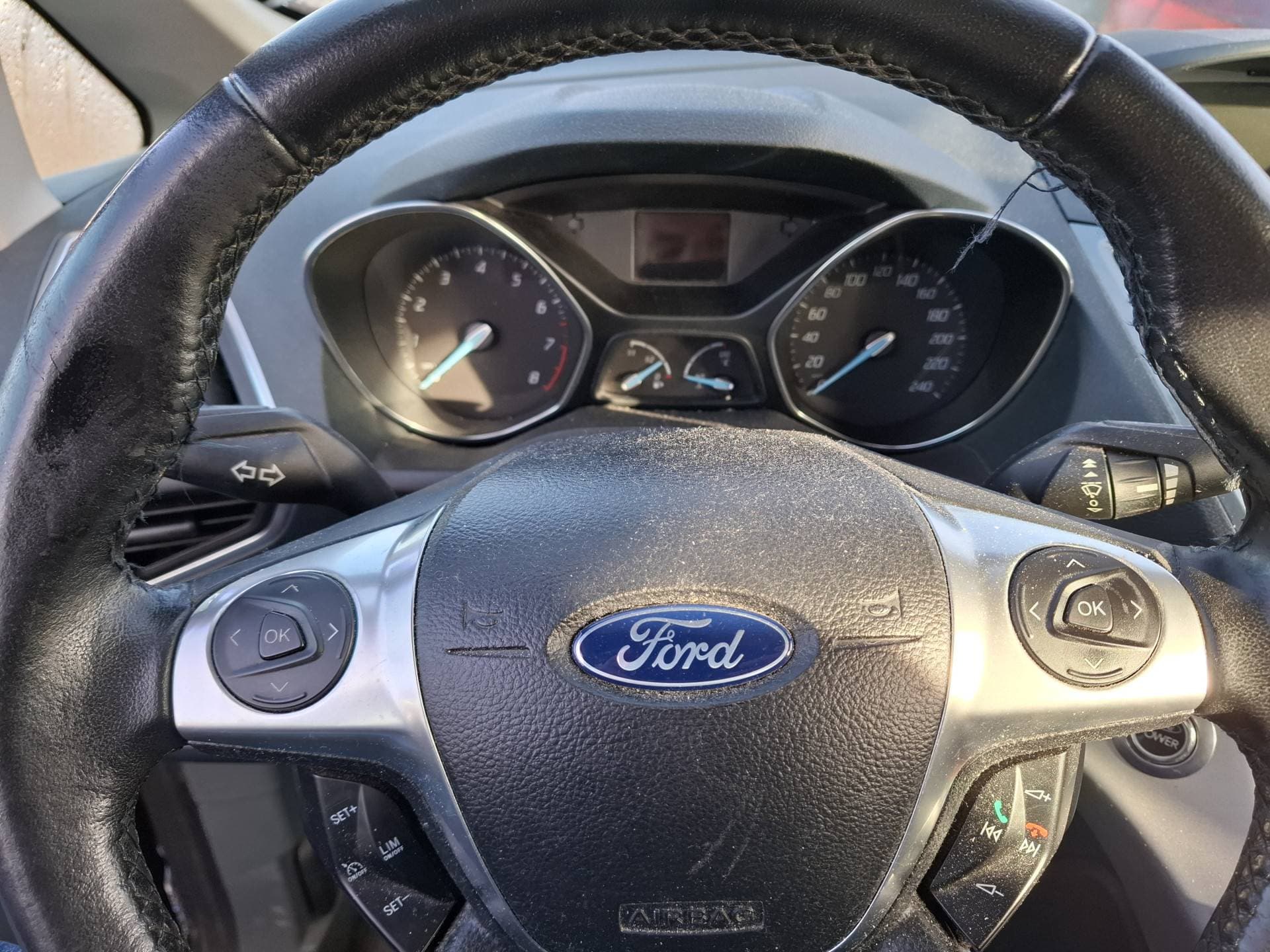 Ford C-MAX thumbnail 10