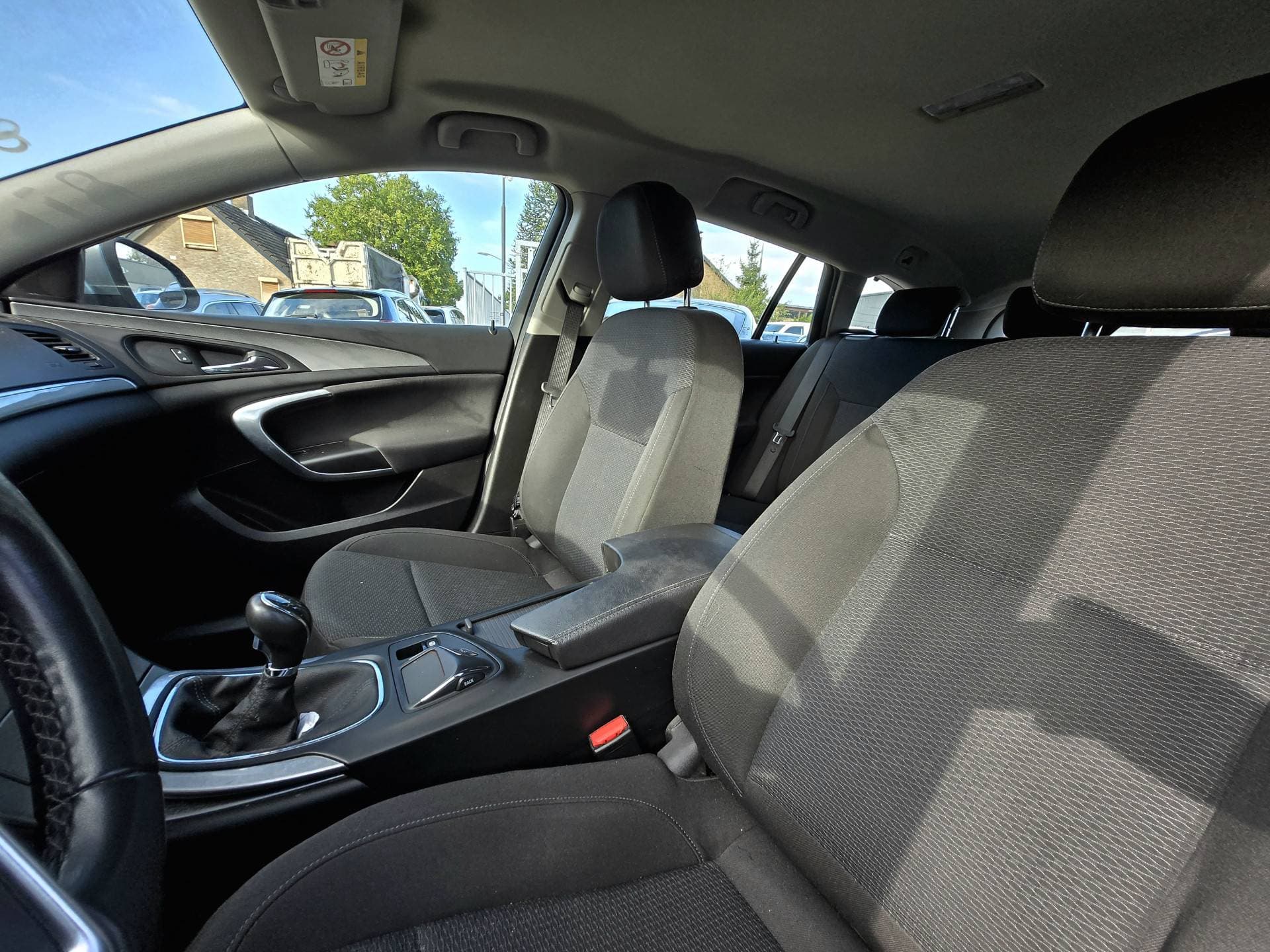 Opel Insignia thumbnail 12