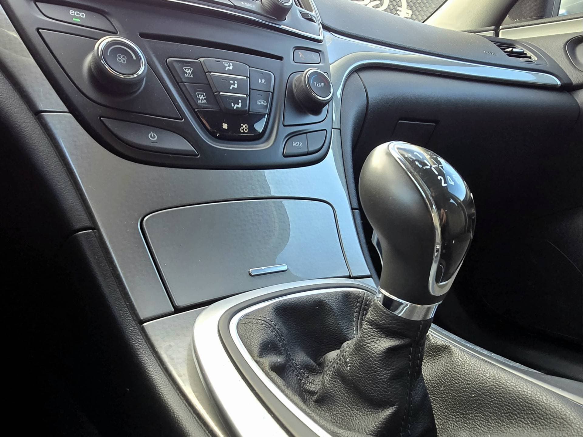 Opel Insignia thumbnail 17