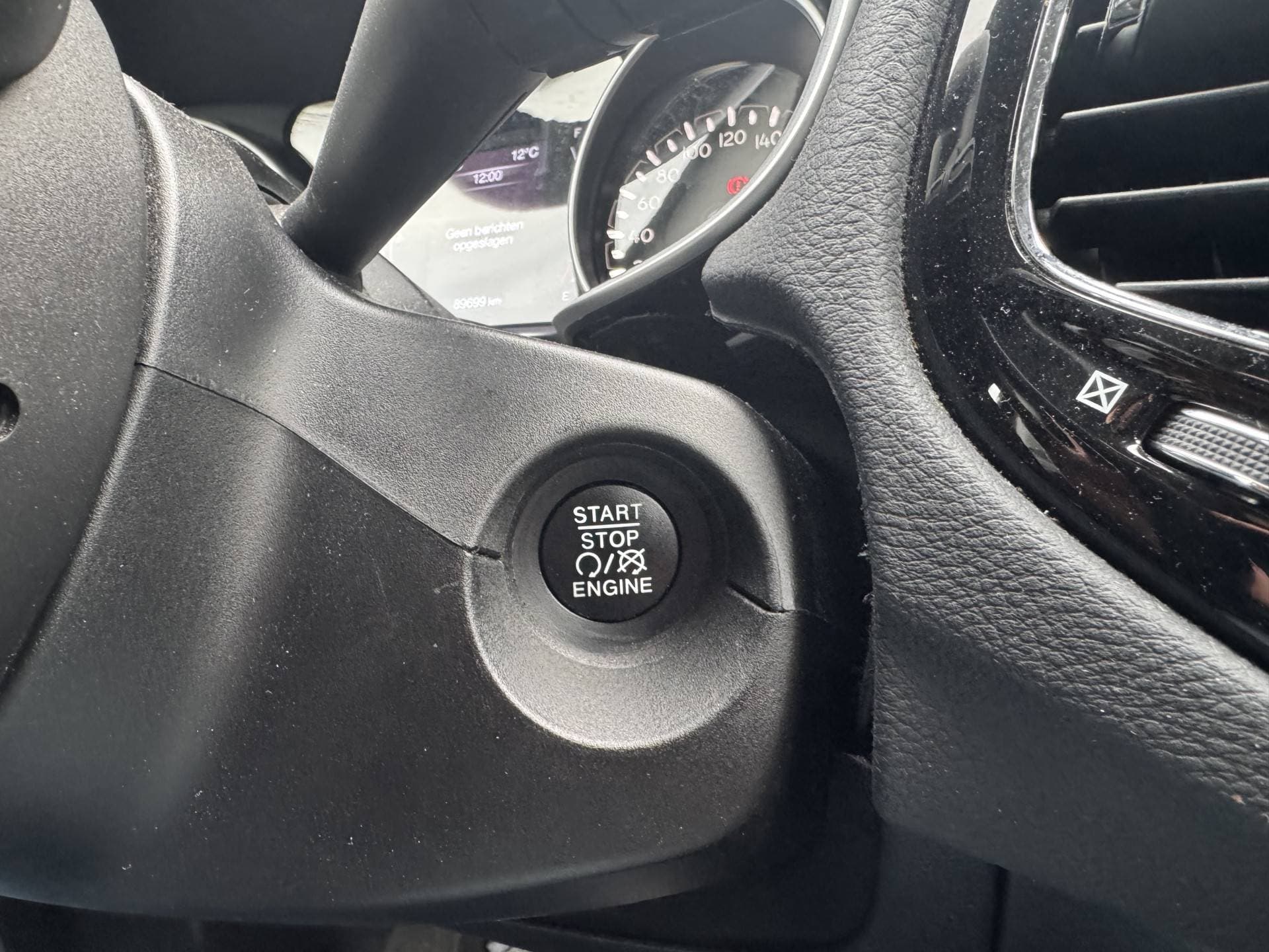 Jeep Compass 1.3T Night Eagle Liberty Edition thumbnail 26