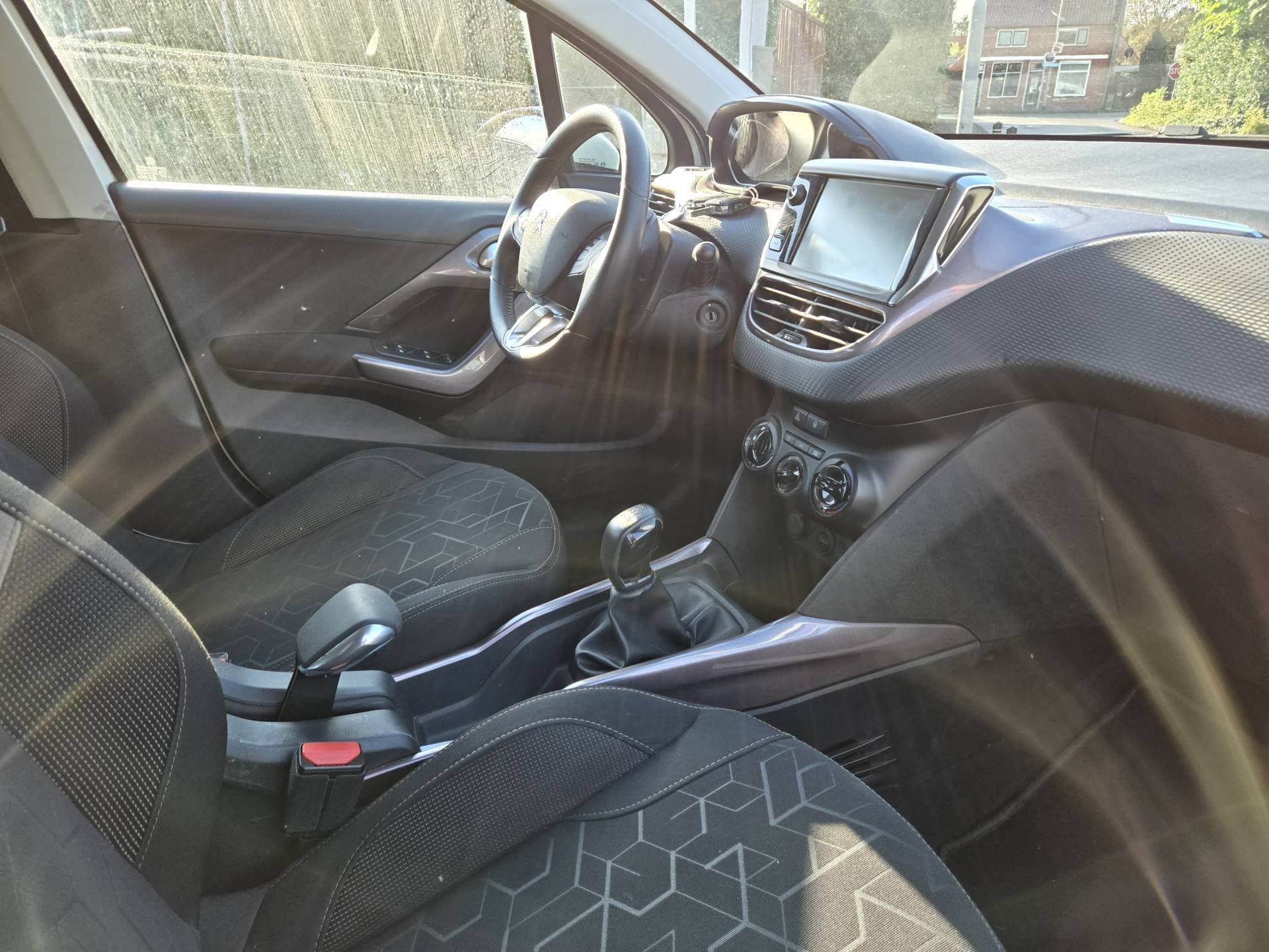 Peugeot 2008 thumbnail 11