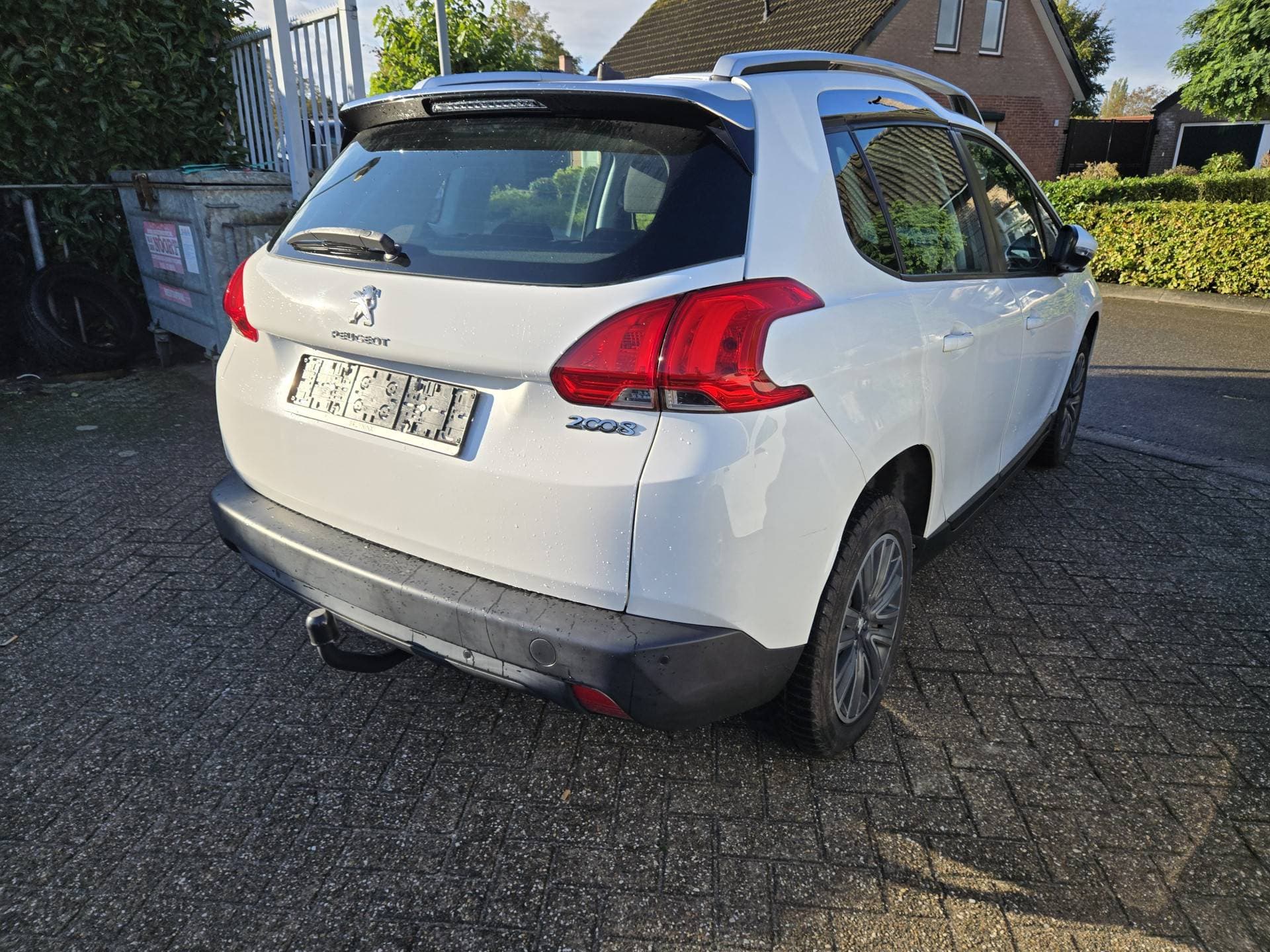 Peugeot 2008 thumbnail 7
