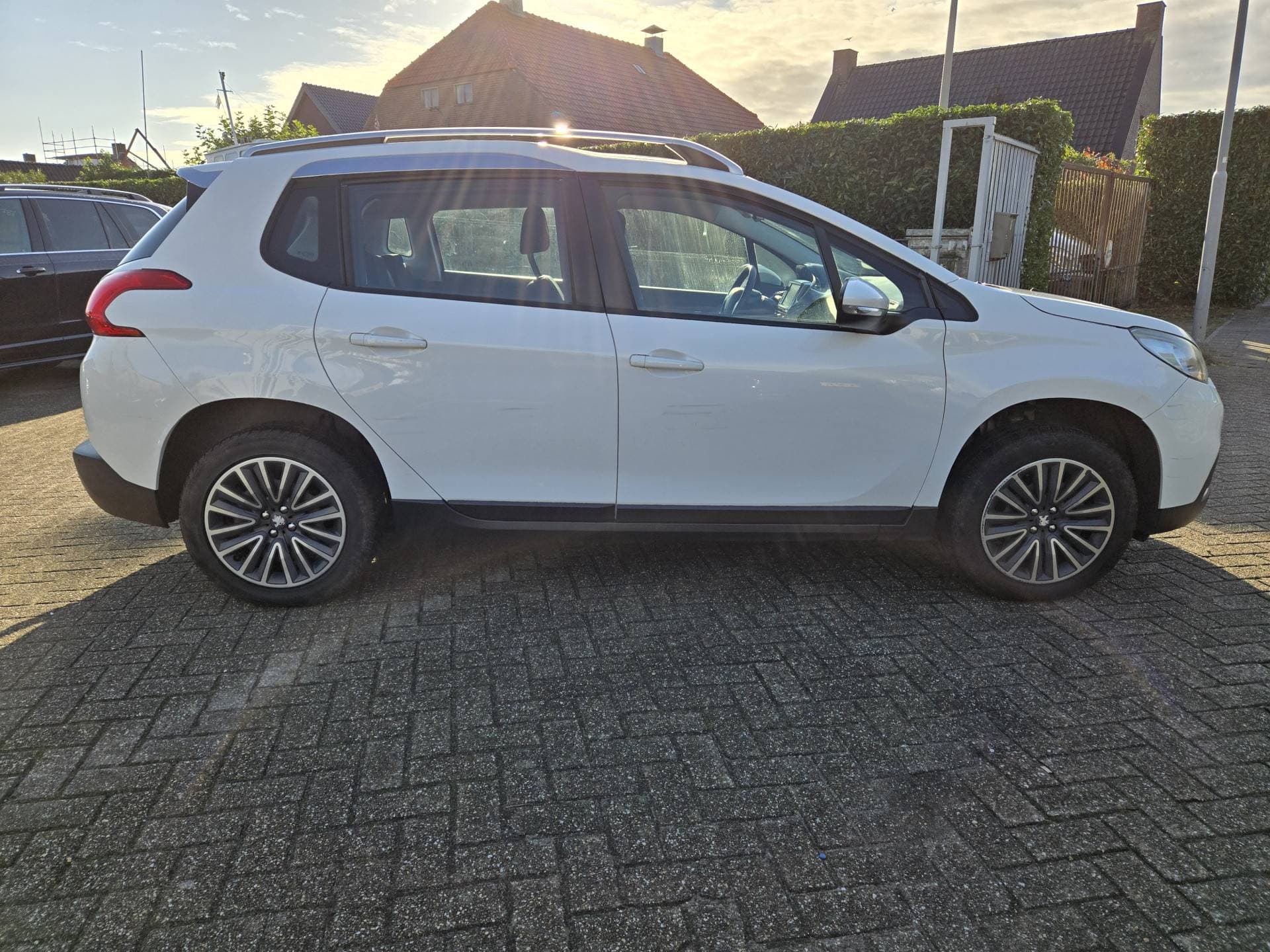 Peugeot 2008 thumbnail 10