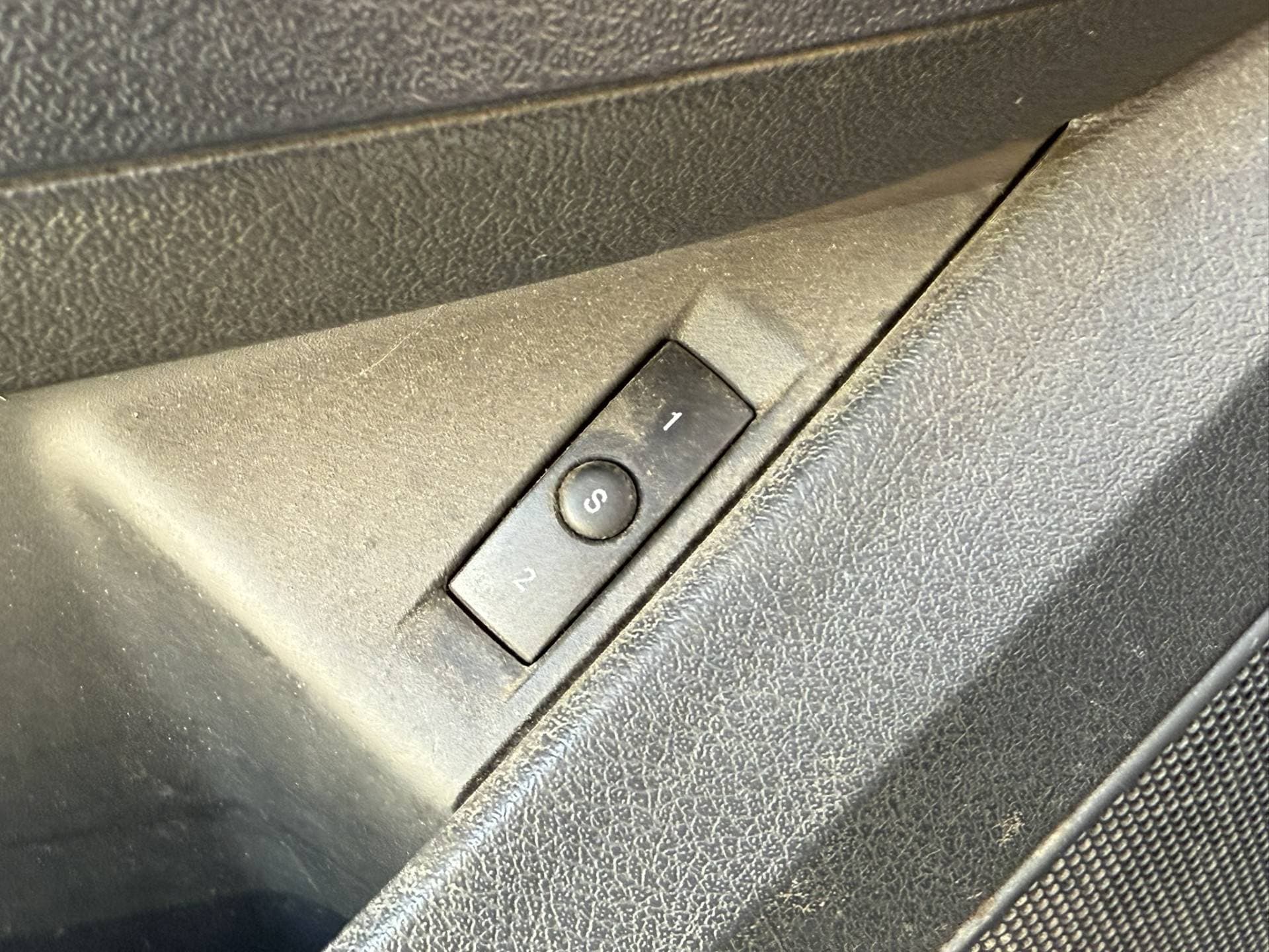 Chrysler 300C thumbnail 14