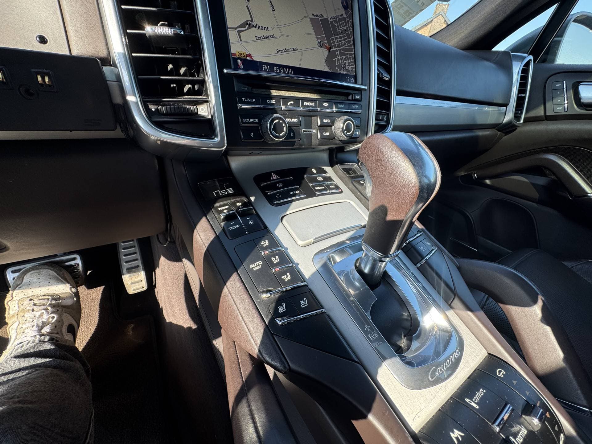 Porsche Cayenne thumbnail 13