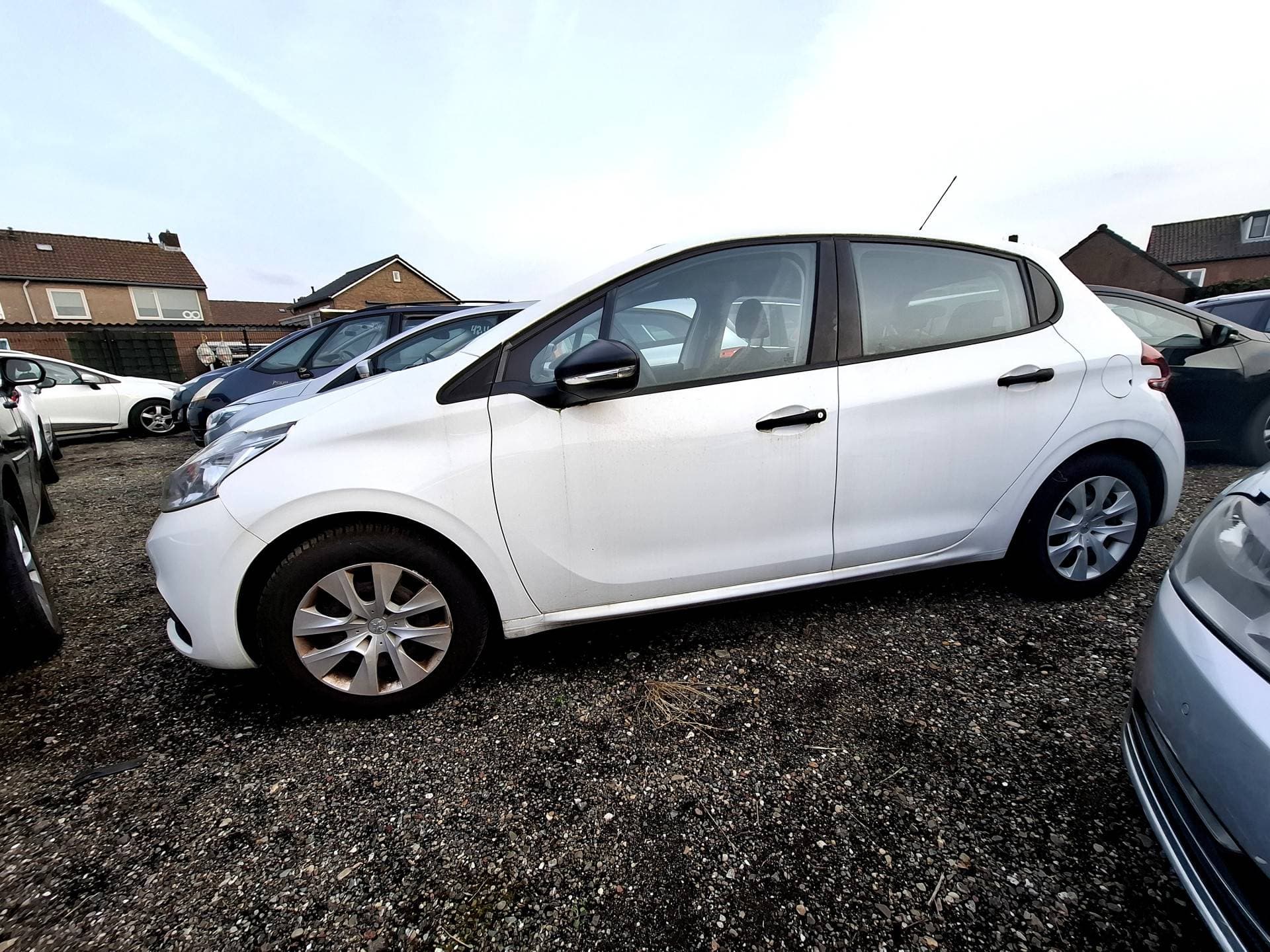 Peugeot 208 thumbnail 16