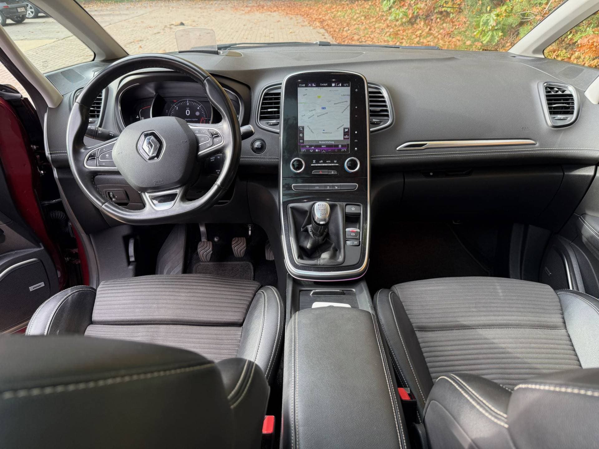 Renault Grand Scénic thumbnail 16