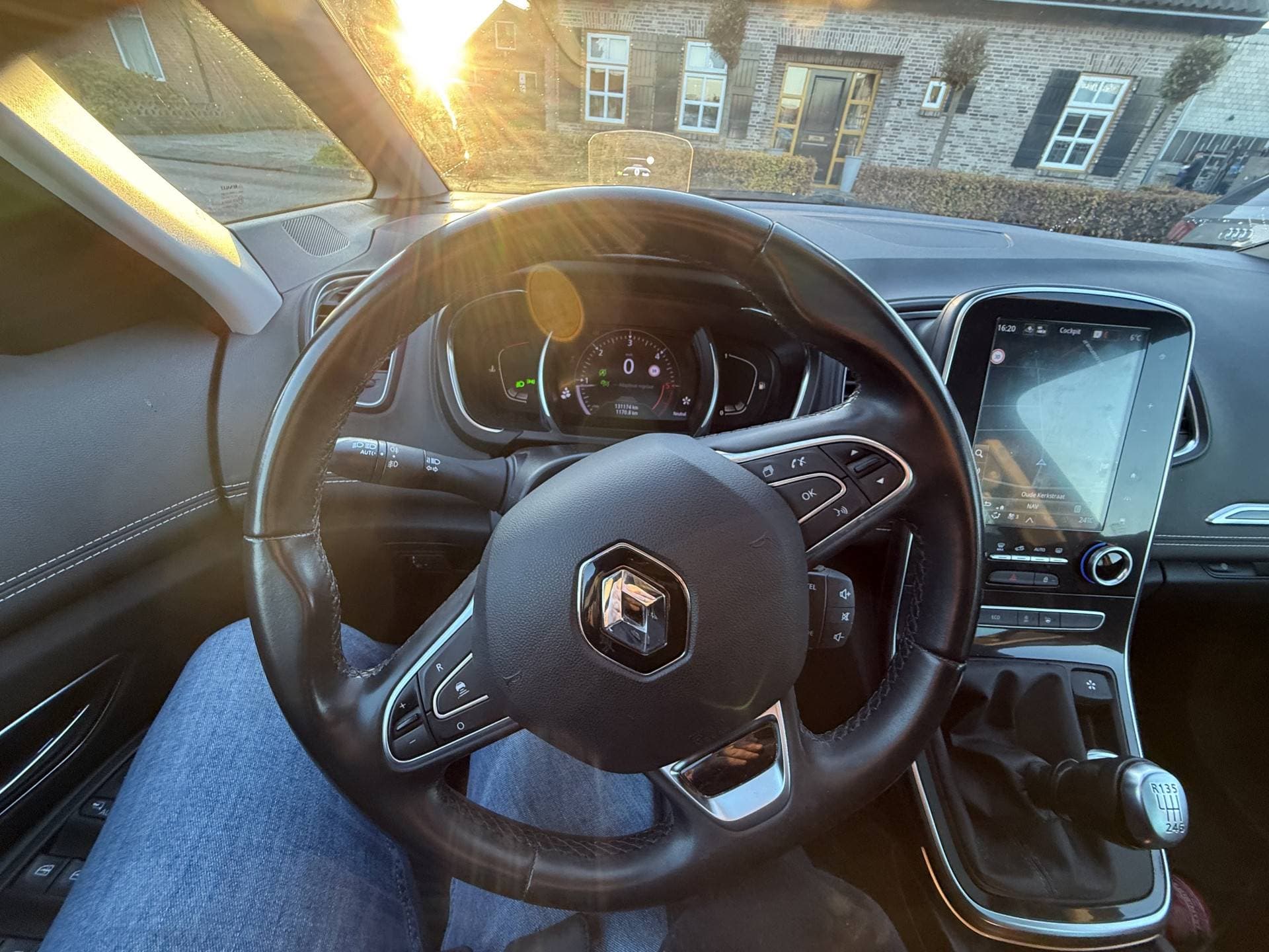 Renault Grand Scénic thumbnail 32