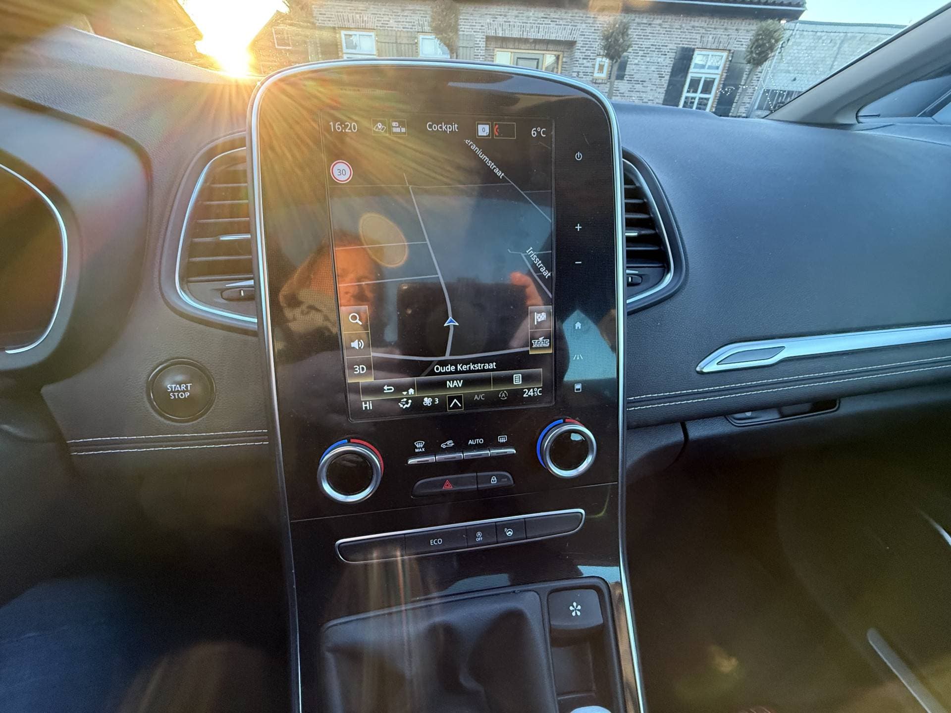 Renault Grand Scénic thumbnail 33