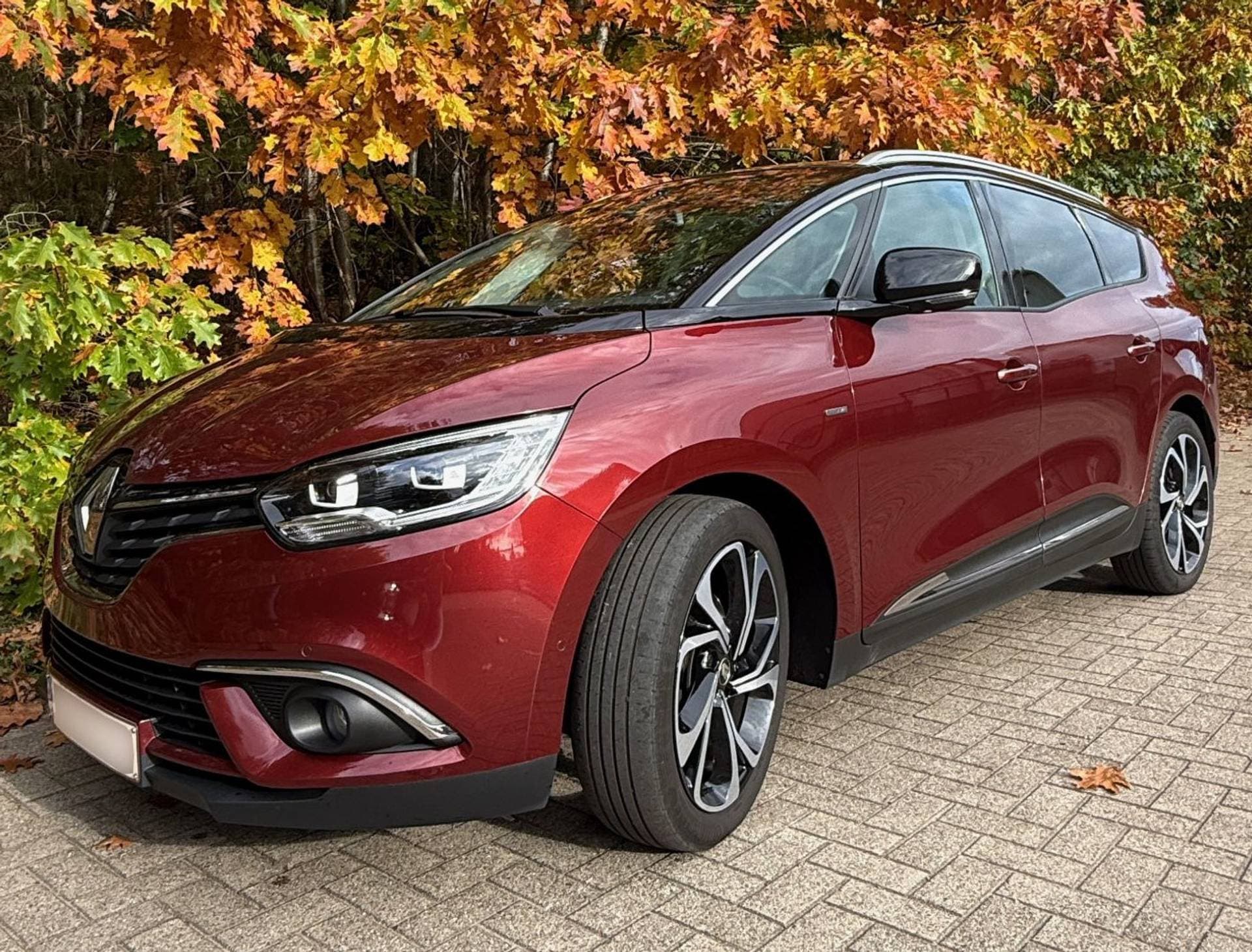 Renault Grand Scénic thumbnail 10