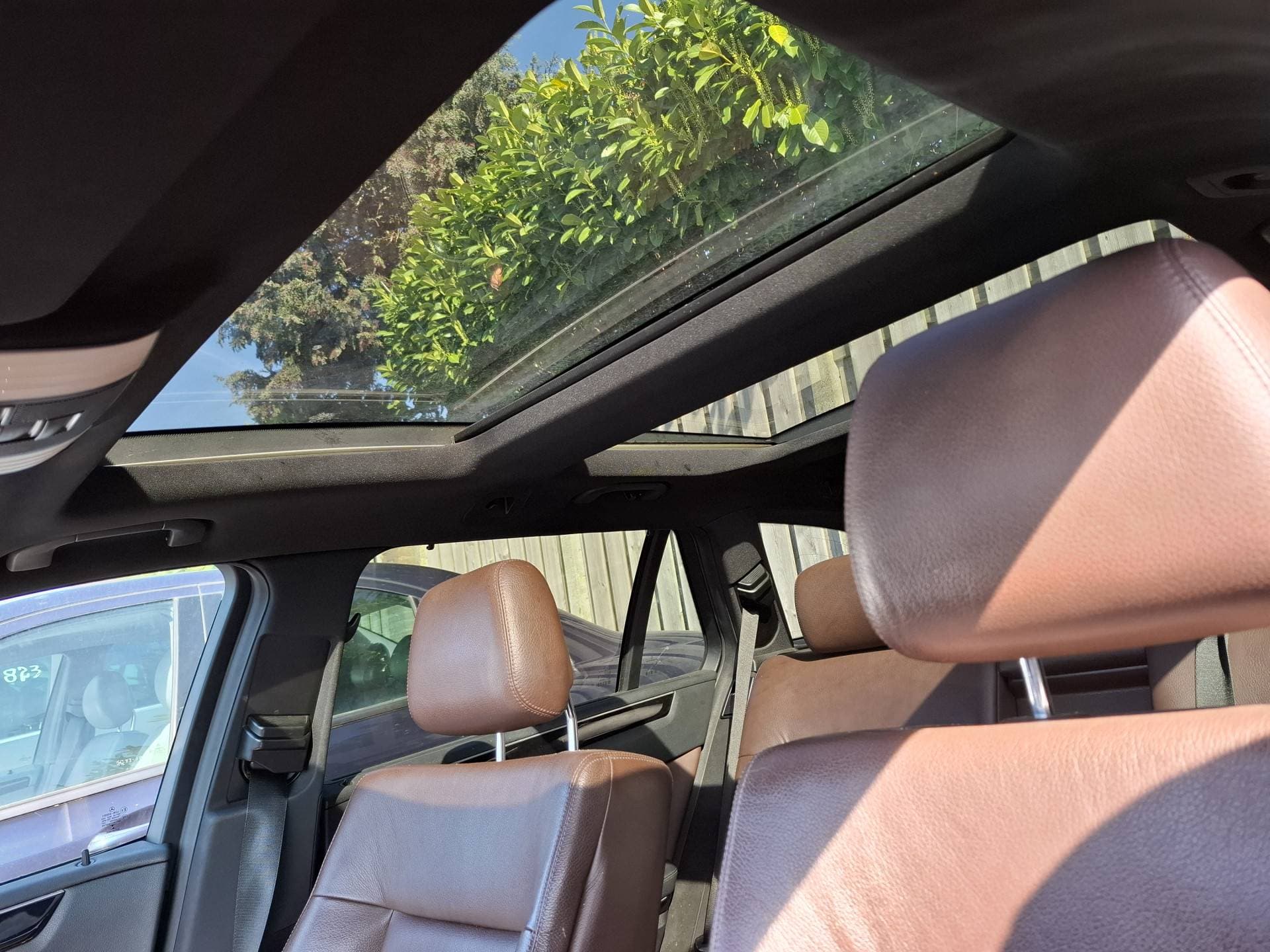 Mercedes-Benz E-Klasse thumbnail 15