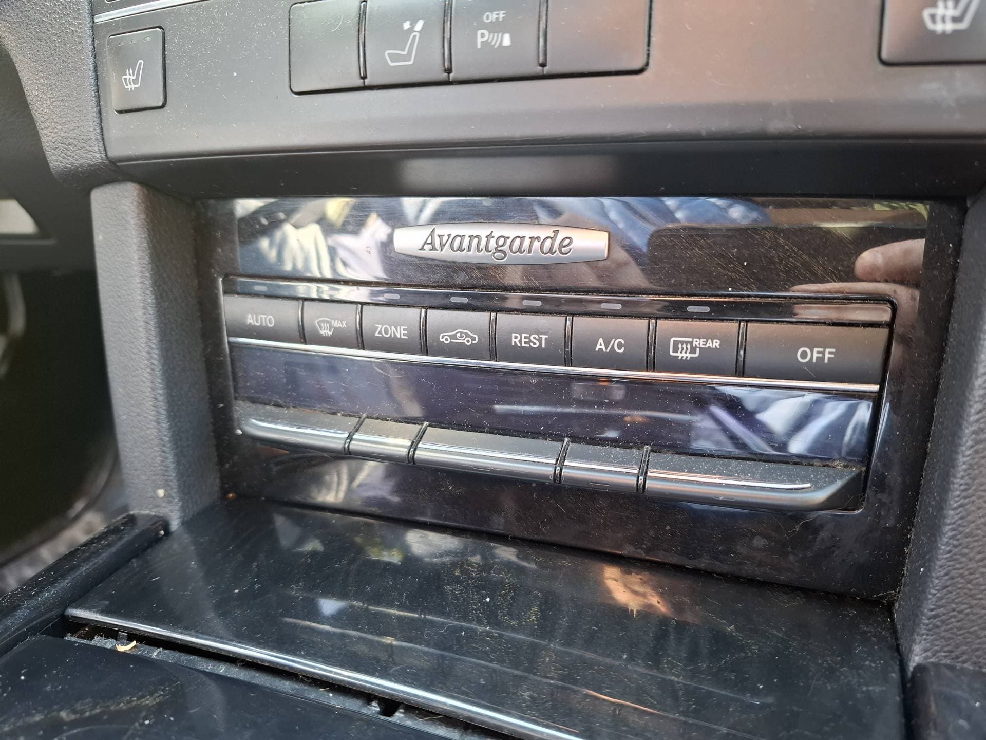 Mercedes-Benz E-Klasse thumbnail 8