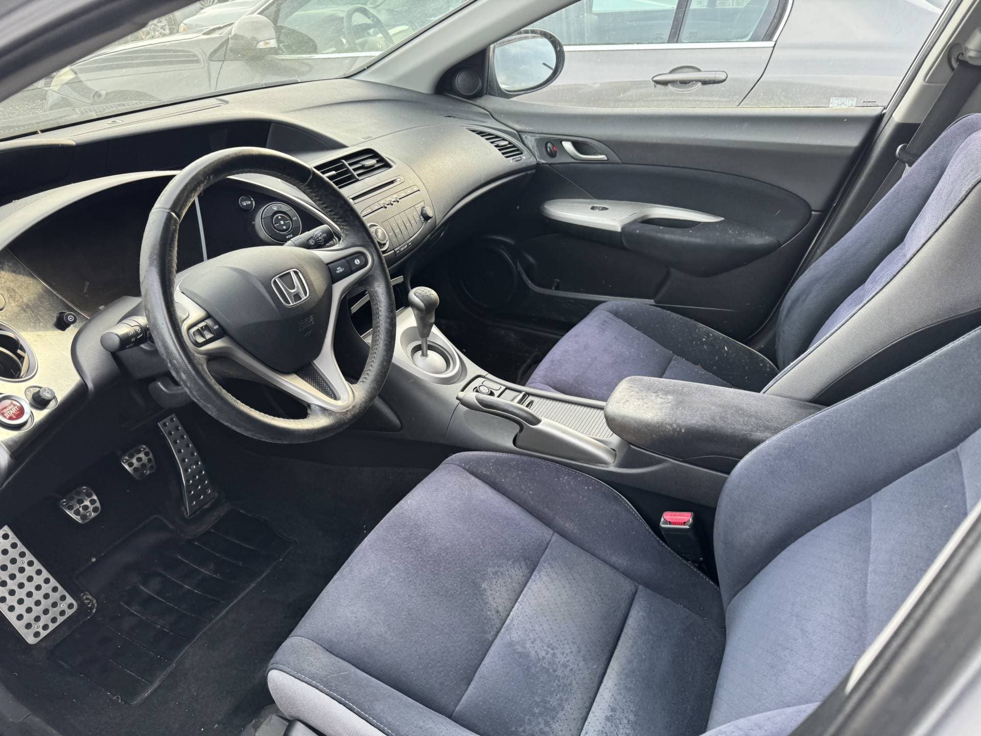 Honda Civic thumbnail 6