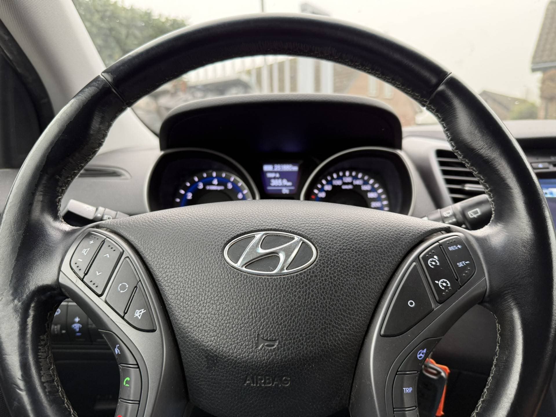 Hyundai I30 thumbnail 10