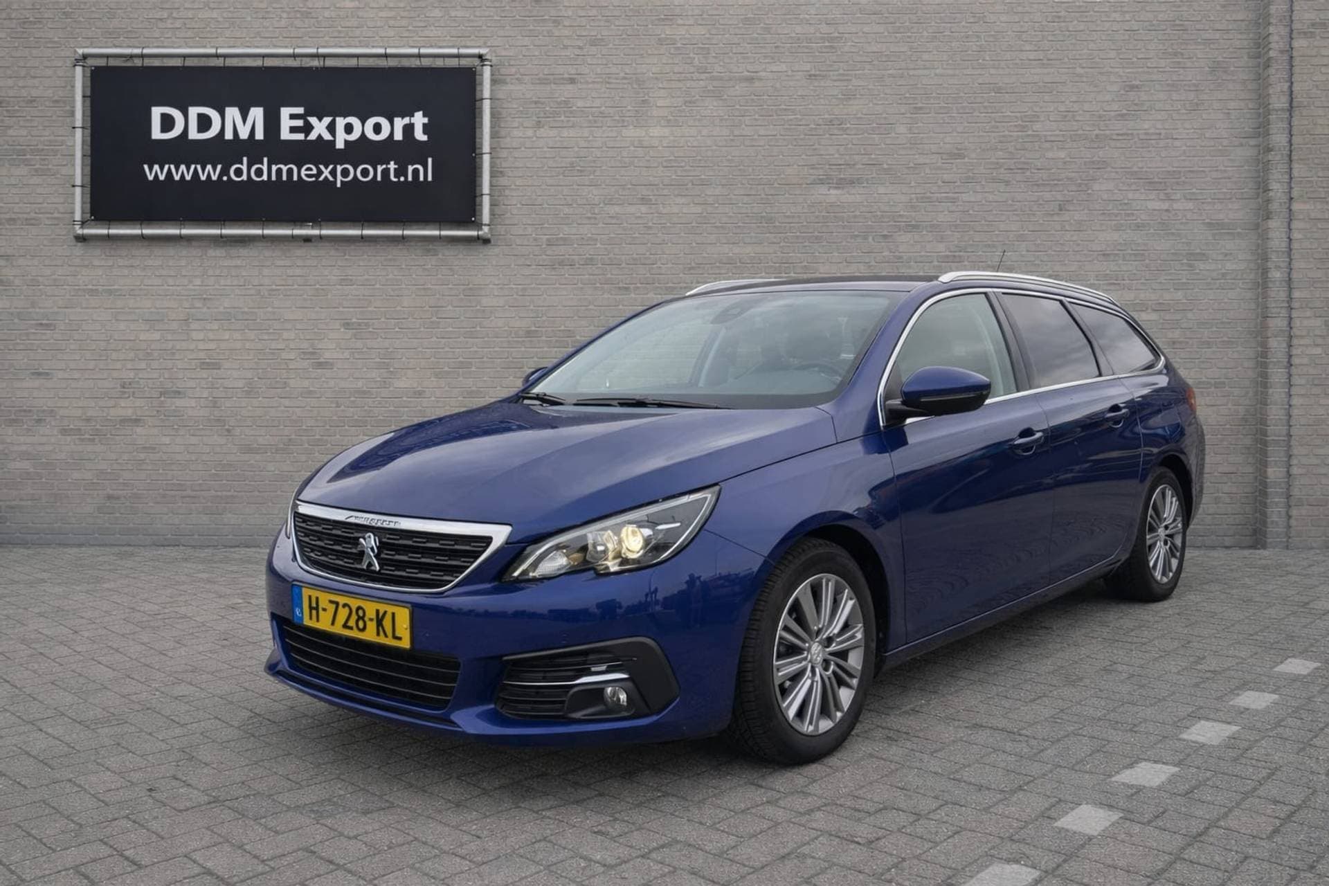 Peugeot 308 SW 1.5 BLUE LEASE PREMIUM
