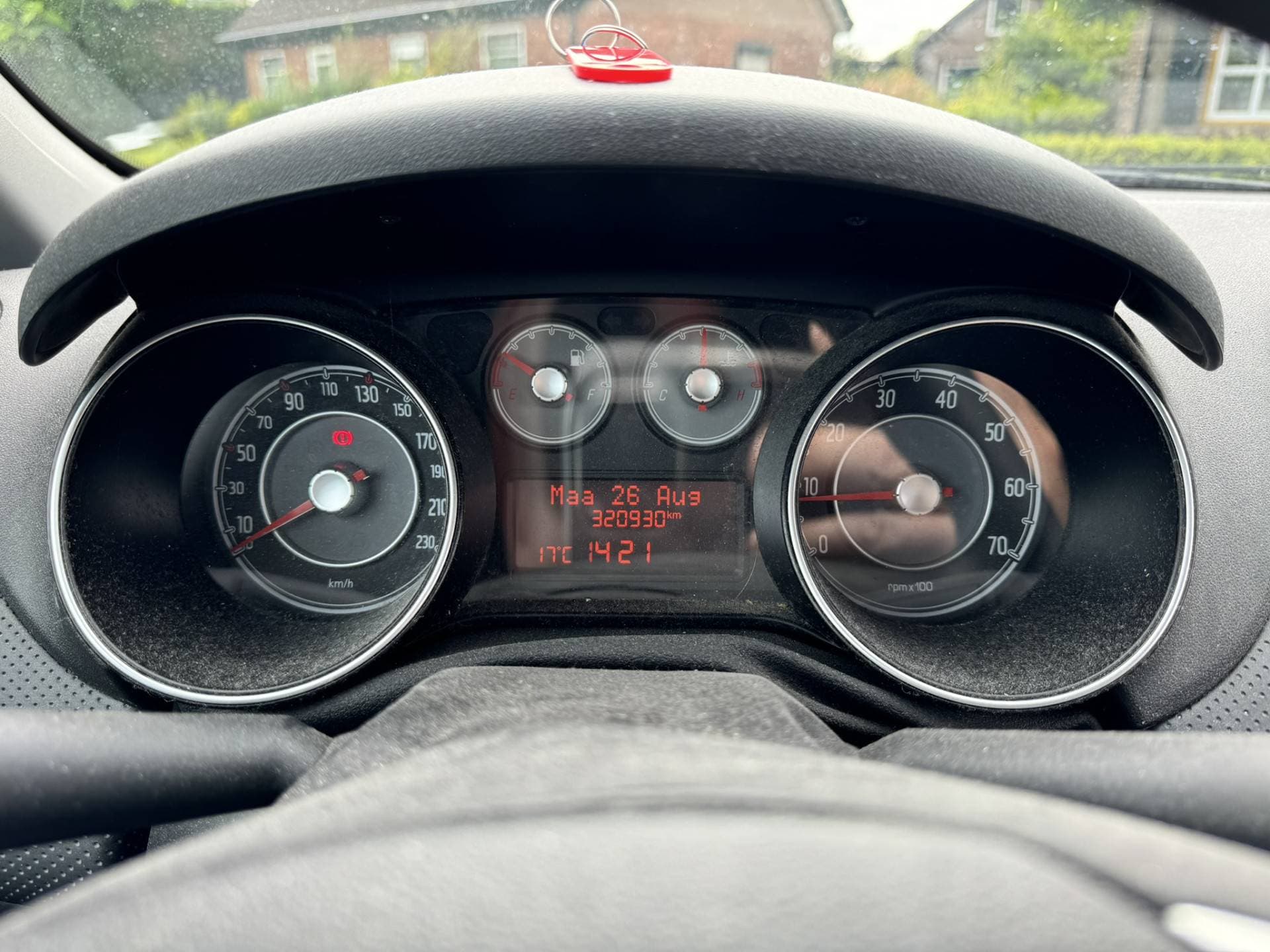 Fiat Punto thumbnail 12