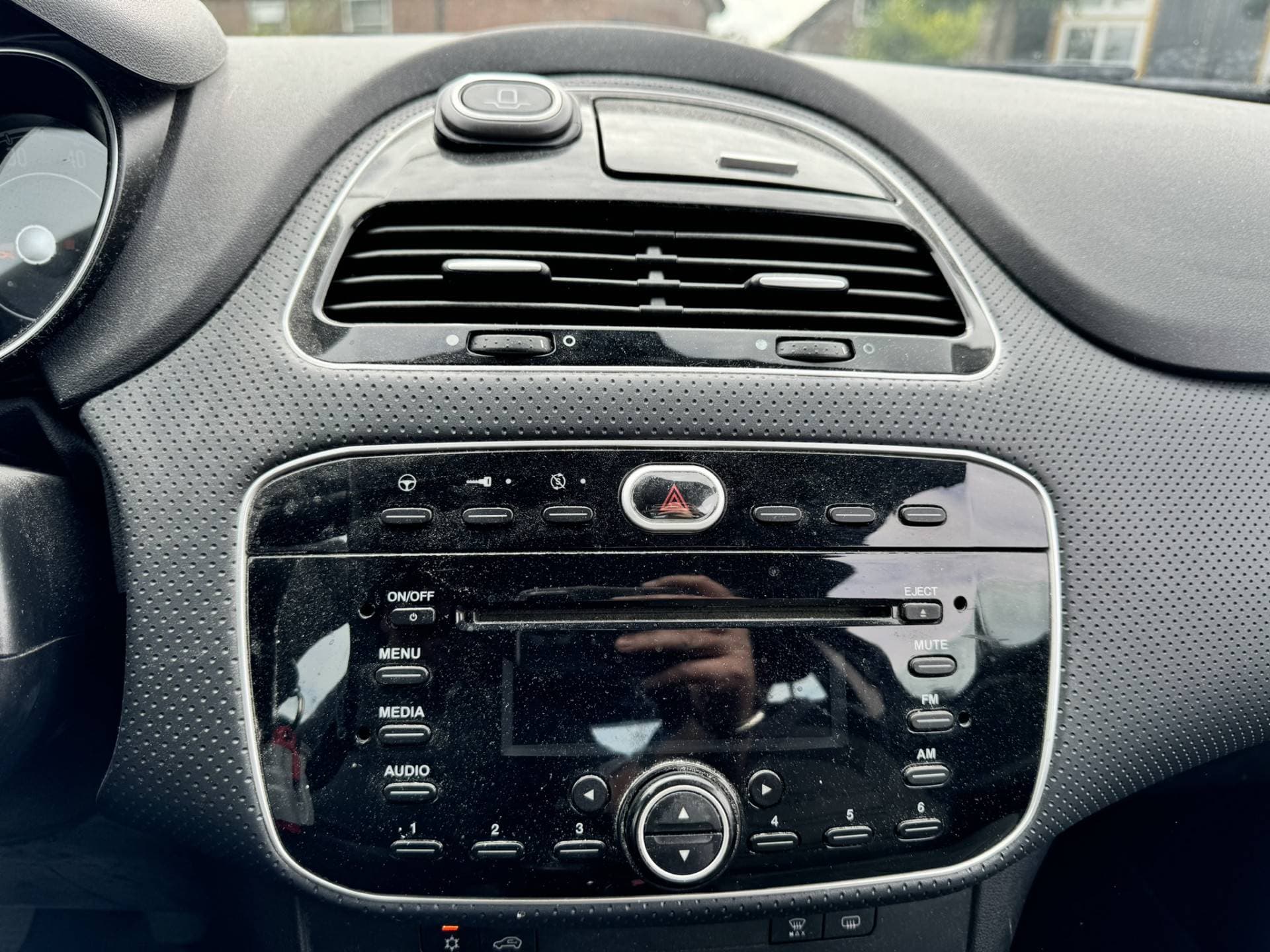 Fiat Punto thumbnail 15