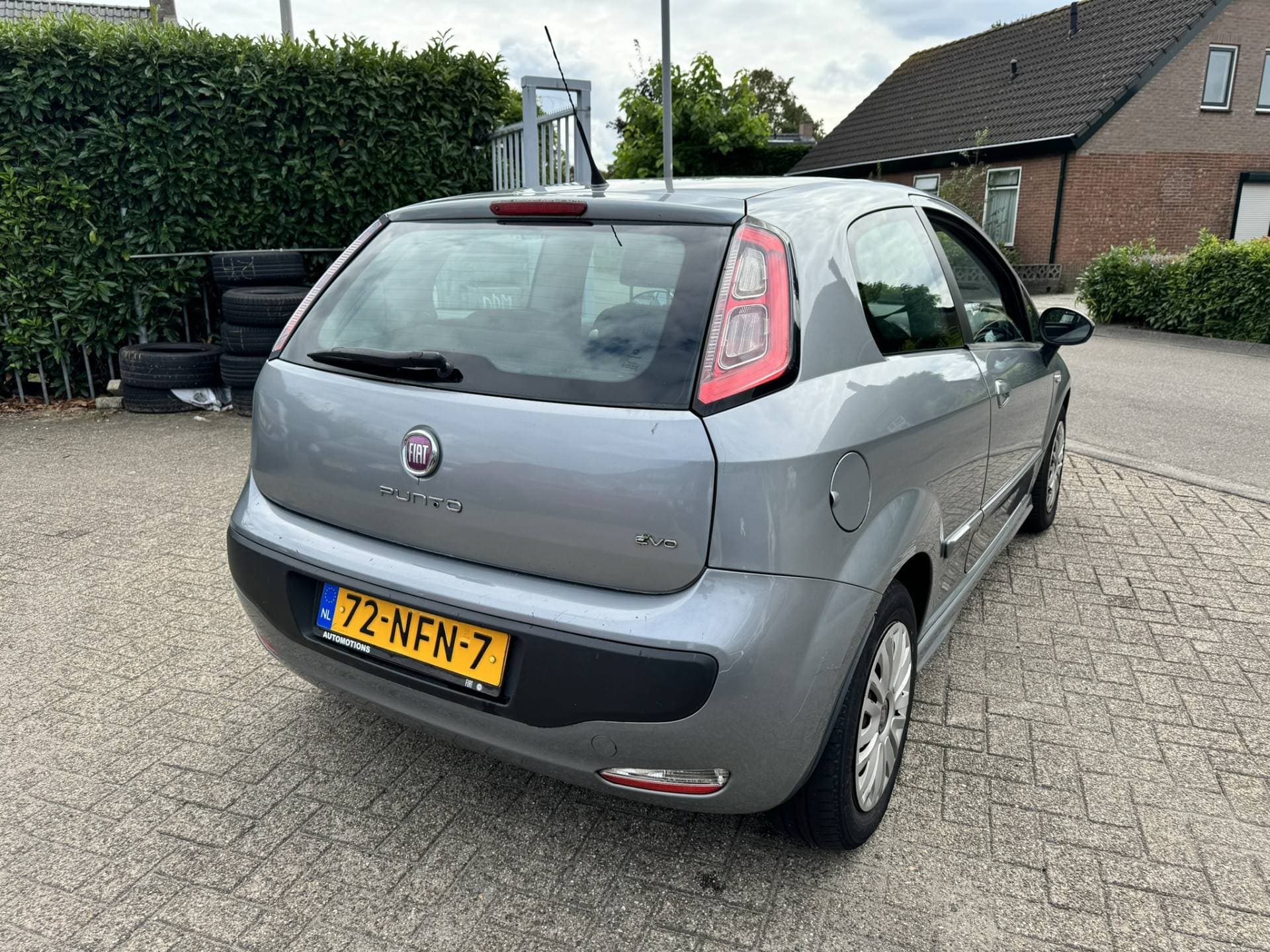 Fiat Punto thumbnail 6