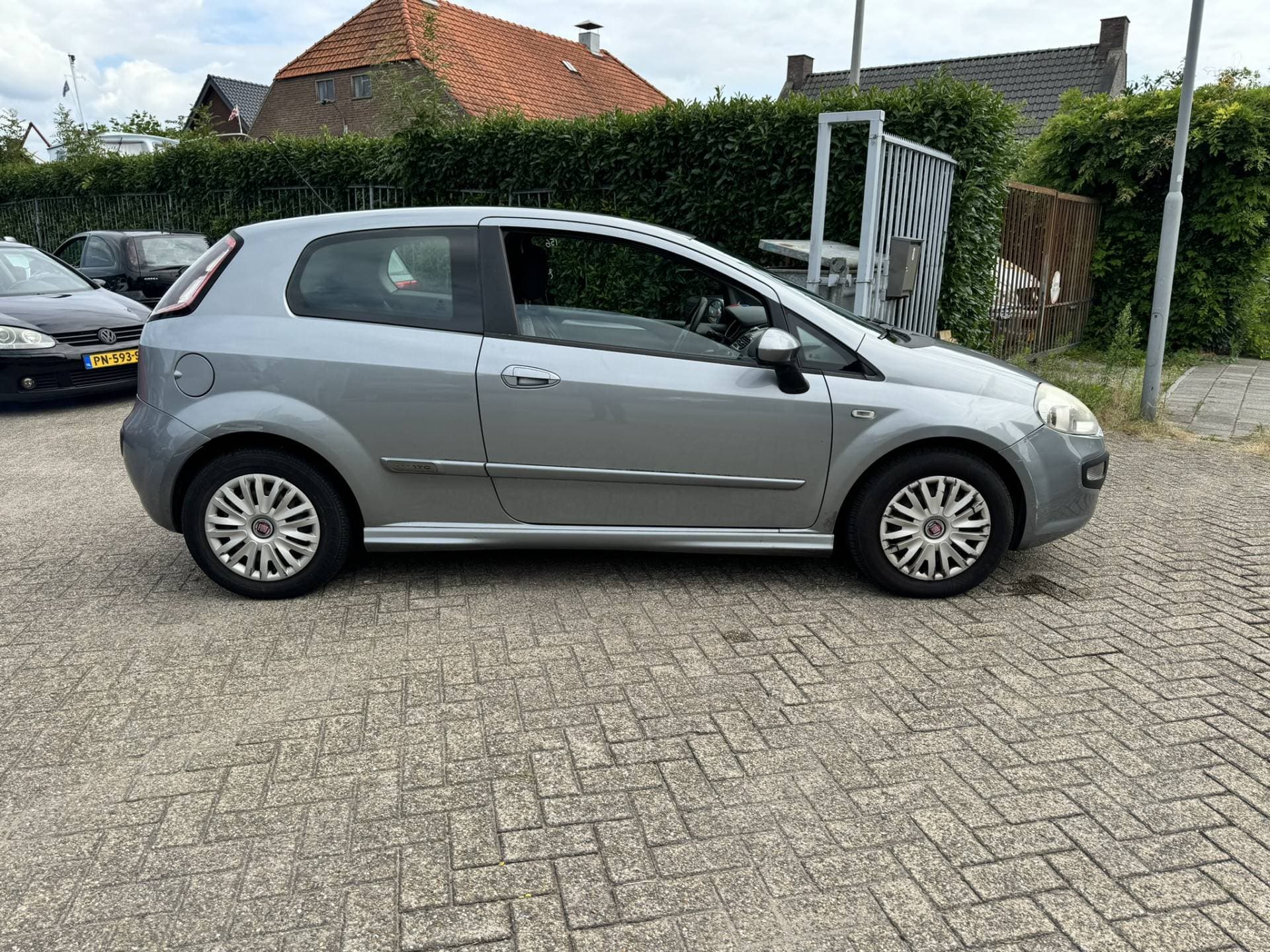 Fiat Punto thumbnail 7