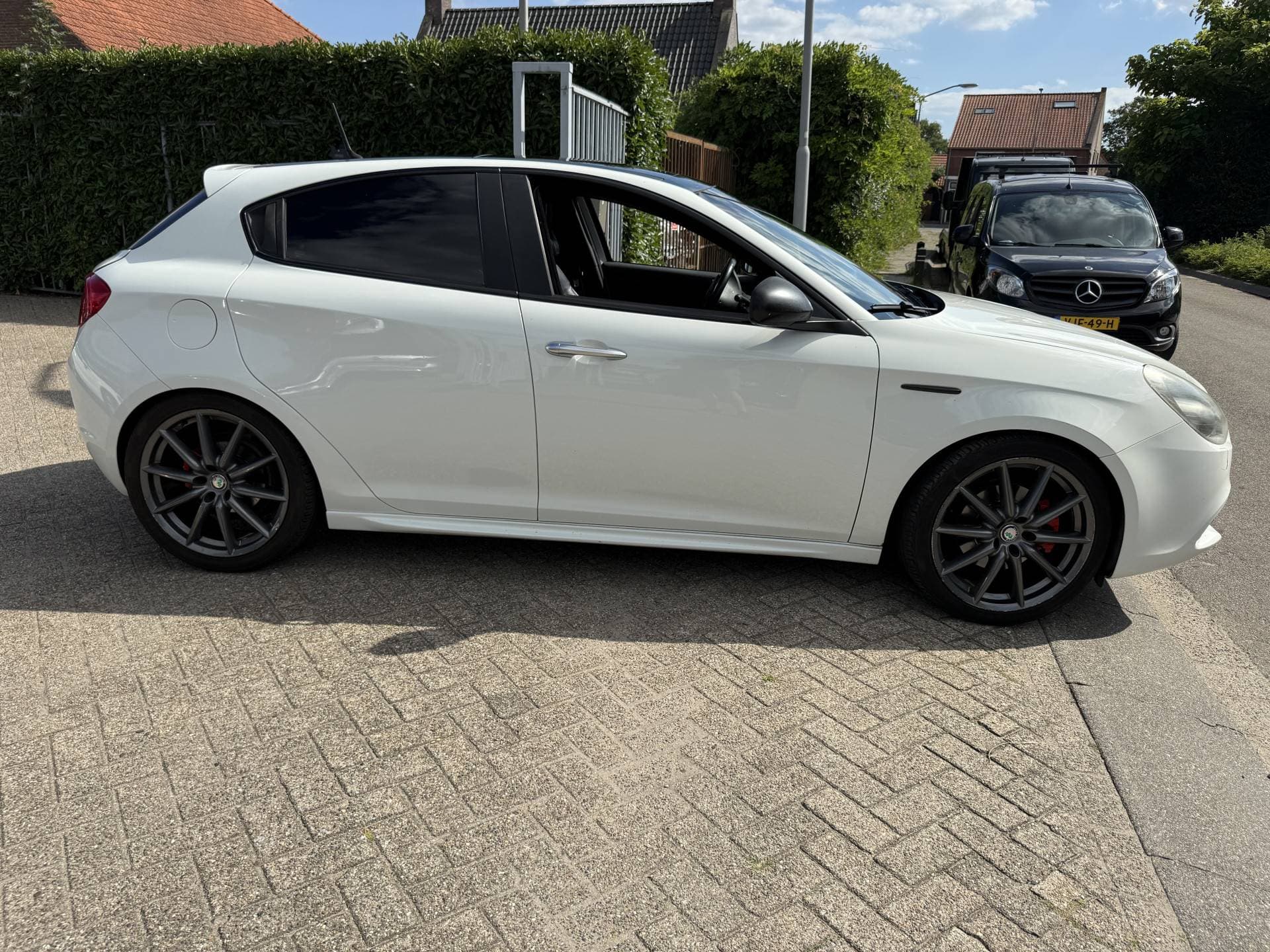 Alfa Romeo Giulietta thumbnail 4